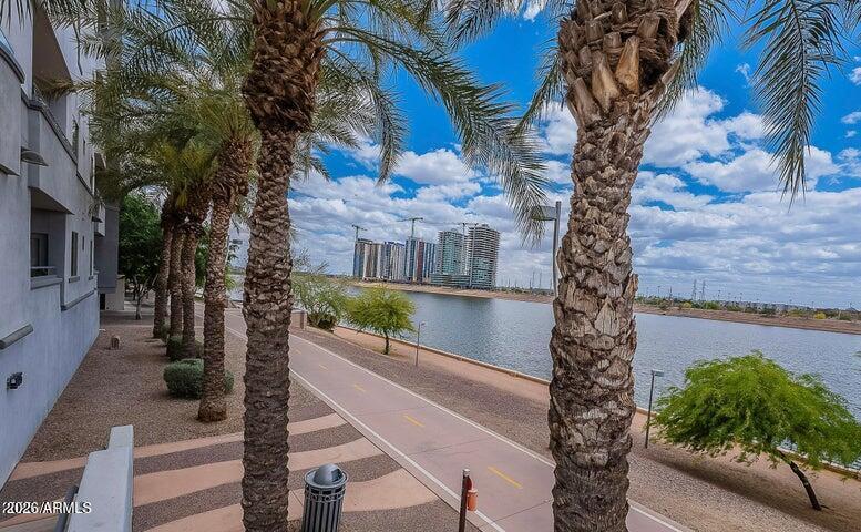 NORTH SHORE CONDOMINIUM 1 - Residential Lease