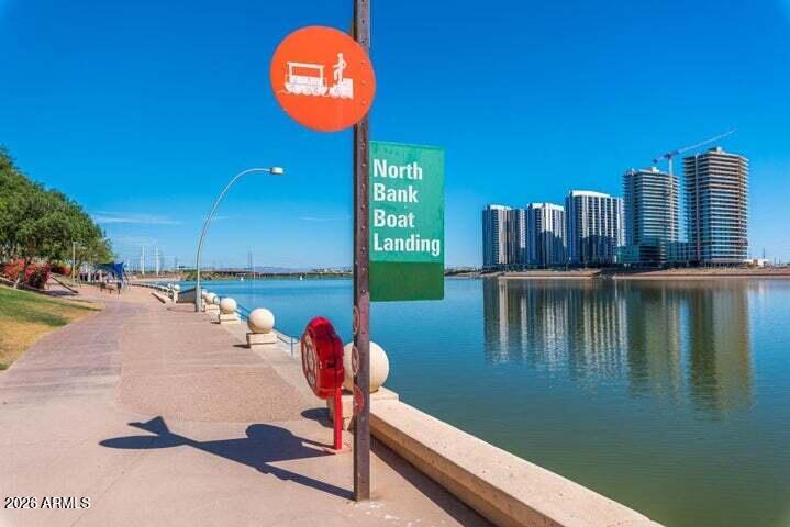 NORTH SHORE CONDOMINIUM 1 - Residential Lease
