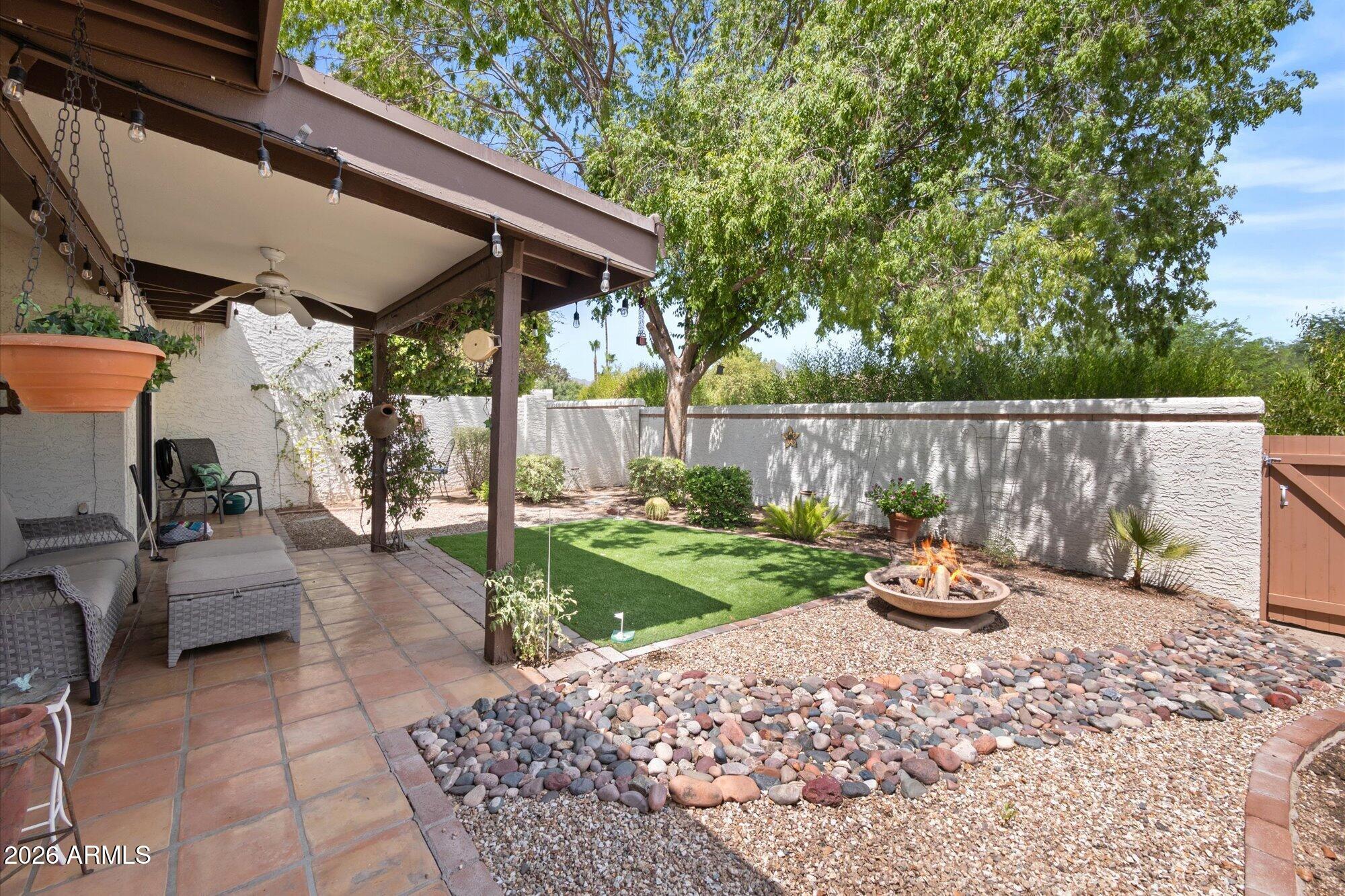 SCOTTSDALE VISTA TOWNHOMES 3 - Residential