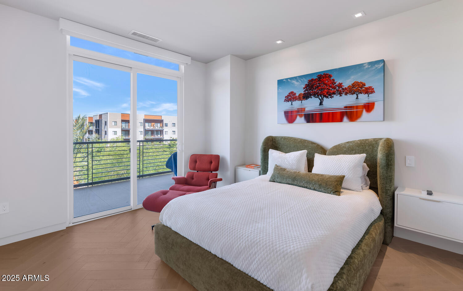 GATEWAY AT MAIN ST PLAZA SCOTTSDALE CONDOMINIUM - Residential