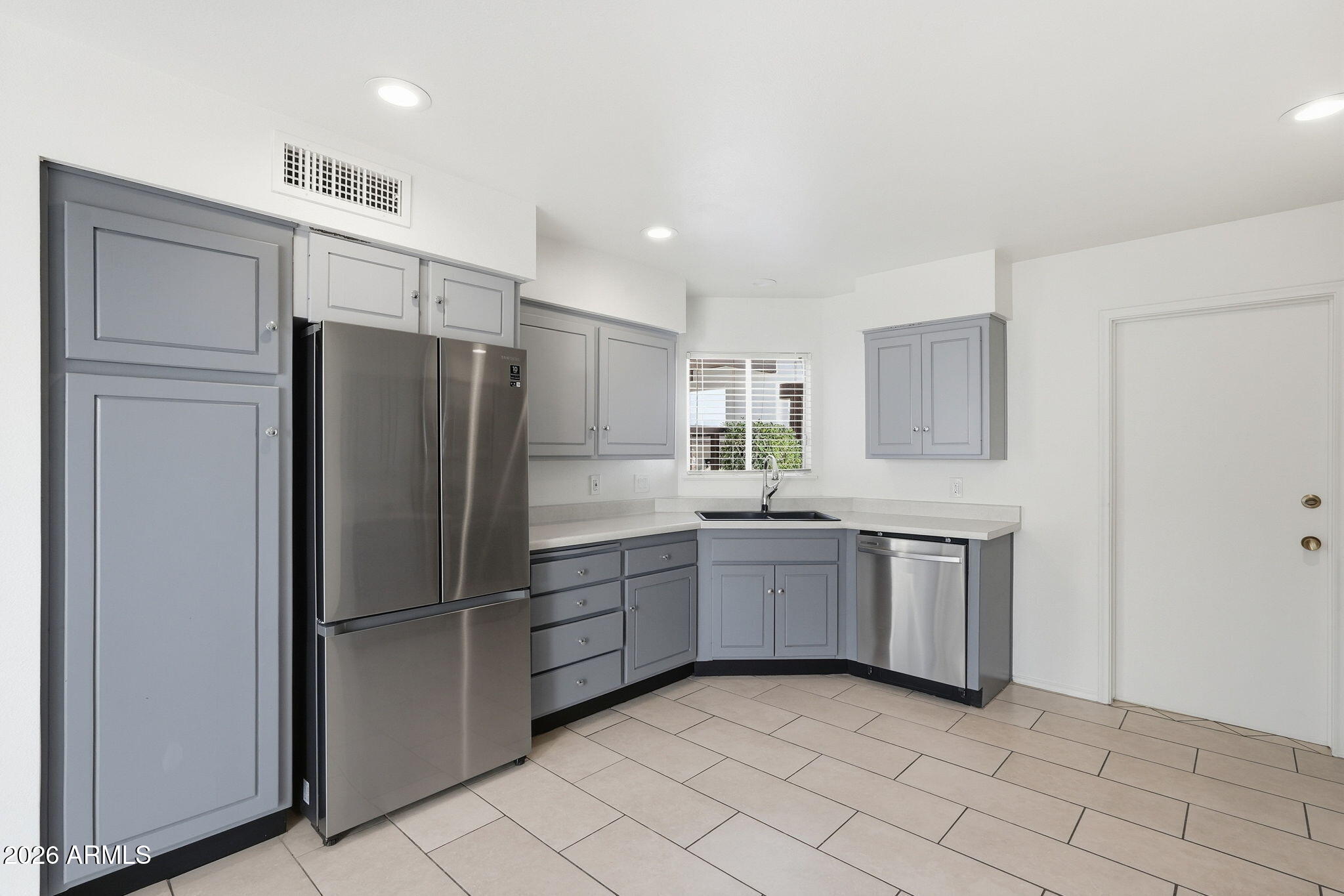 SANDS NORTH TOWNHOUSES - Residential Lease
