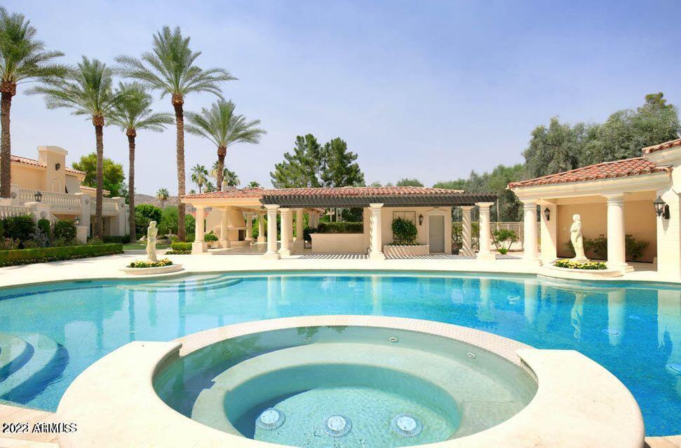 MALCOMB ESTATES 2 - Residential