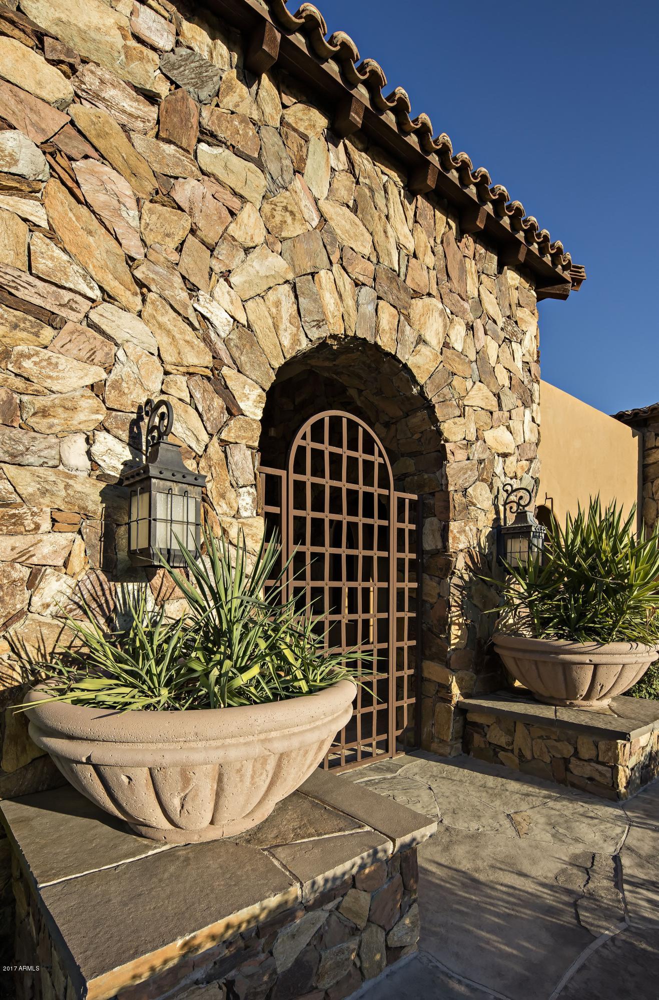 Estancia - Residential