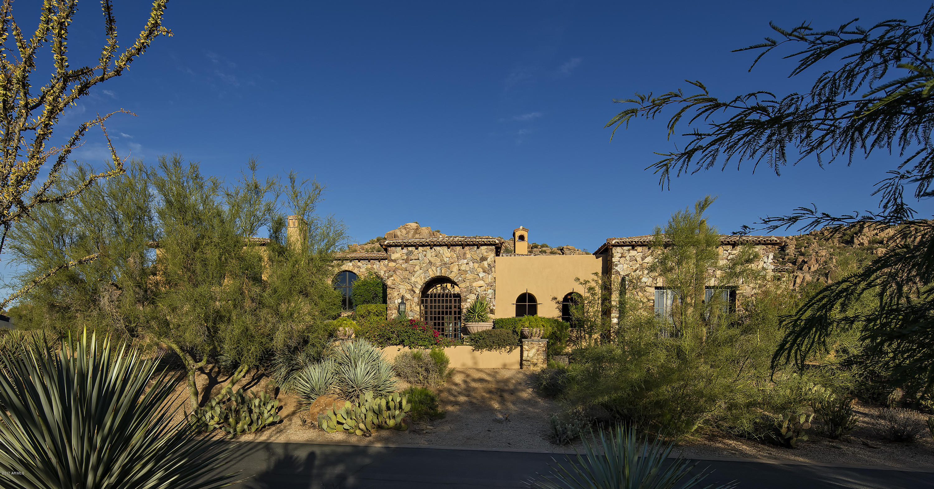 Estancia - Residential