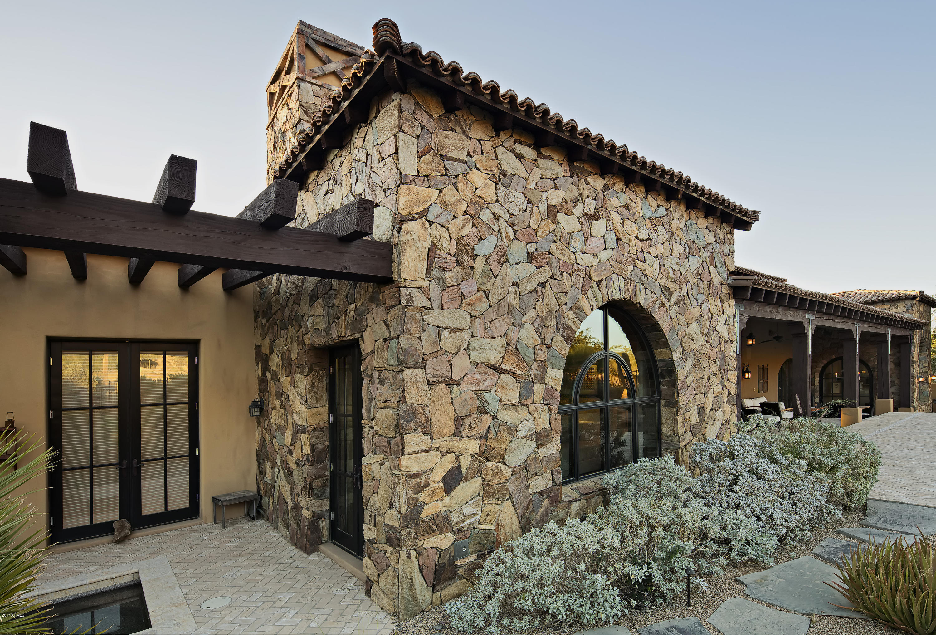 Estancia - Residential