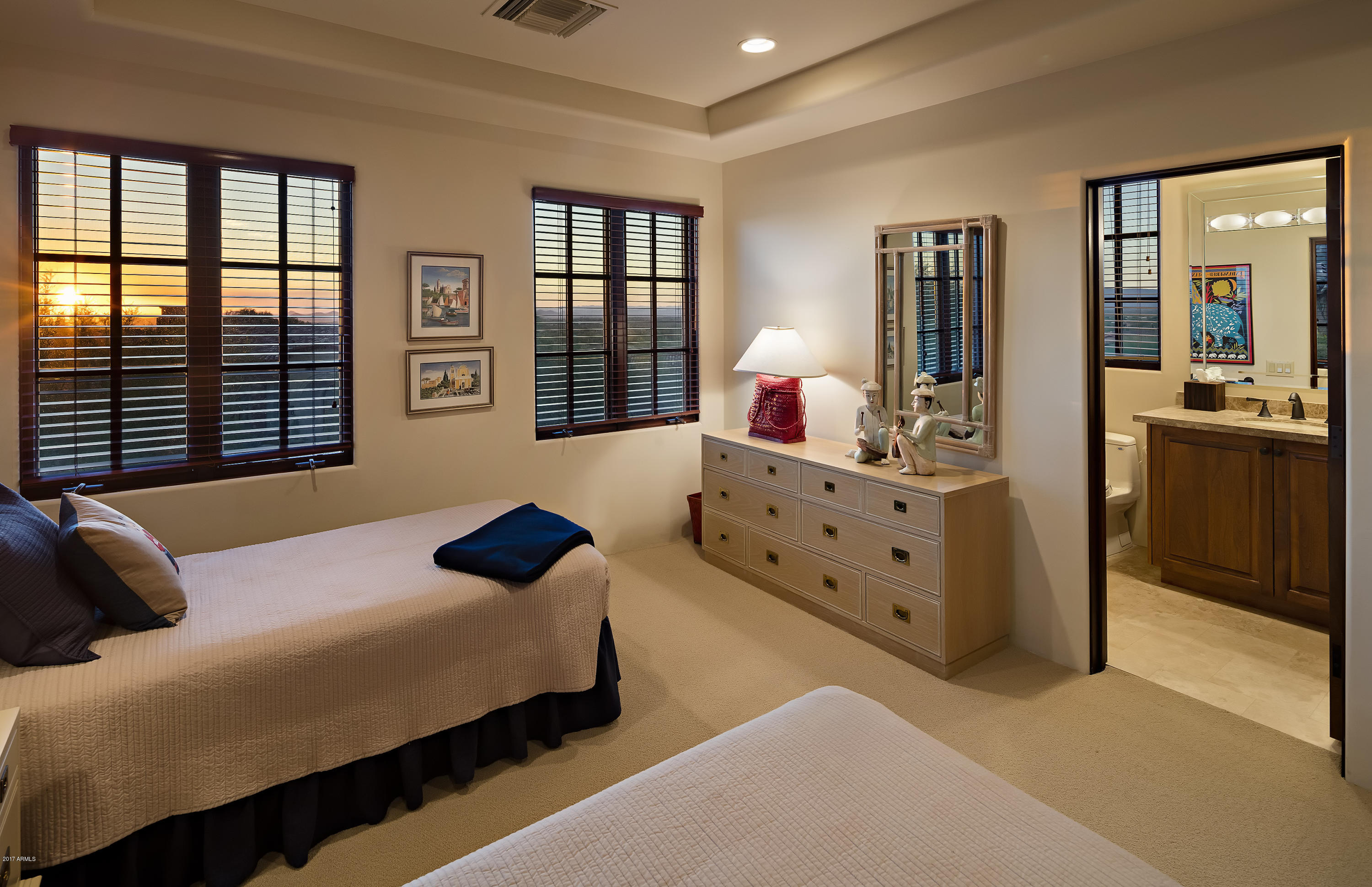 Estancia - Residential