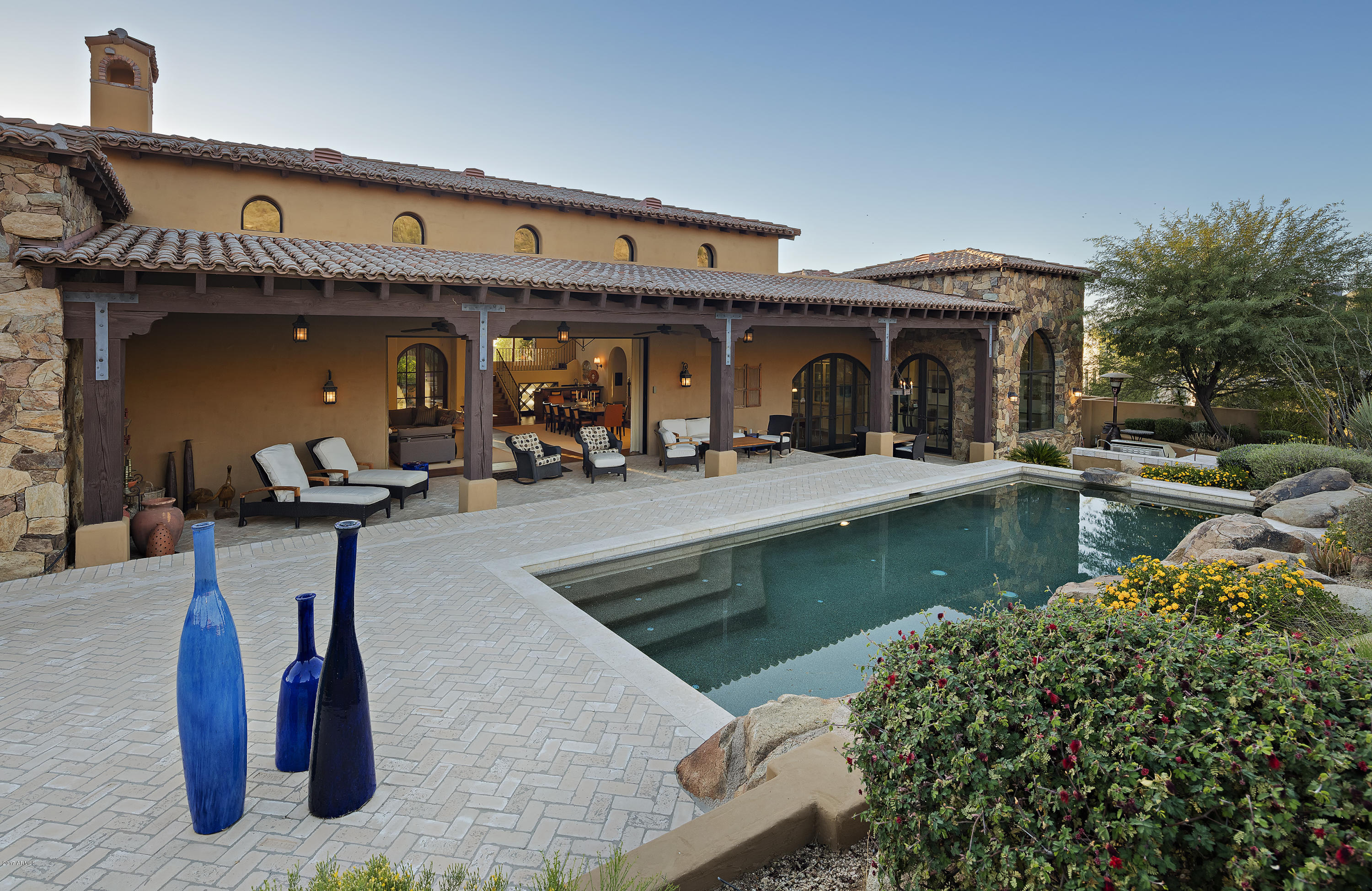 Estancia - Residential
