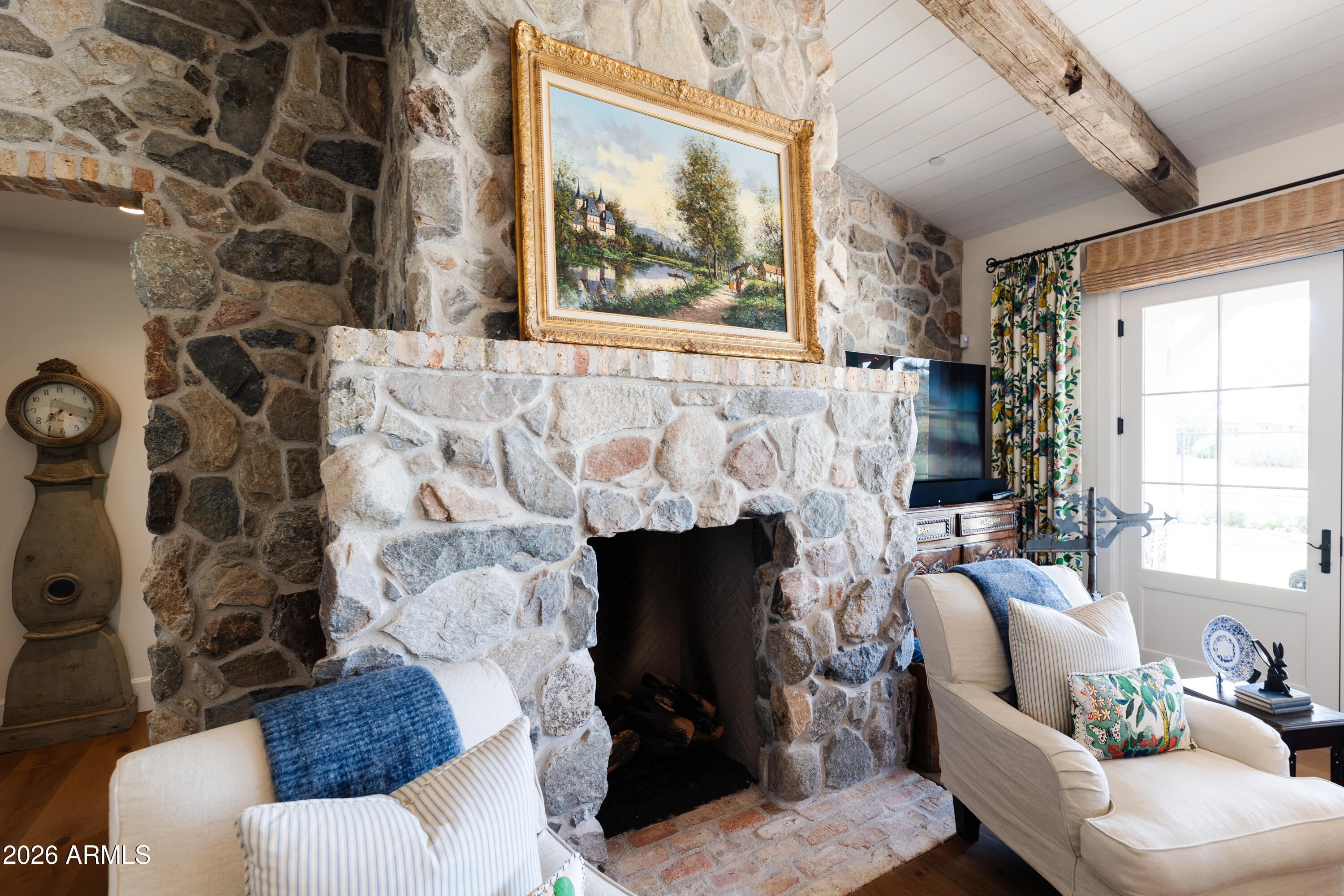 MOUNTAIN SHADOW RESORT AMD - Residential