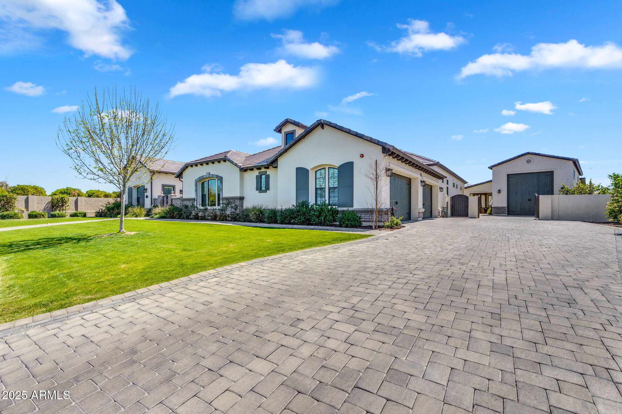 ESTATES AT HERMOSA RANCH - Residential