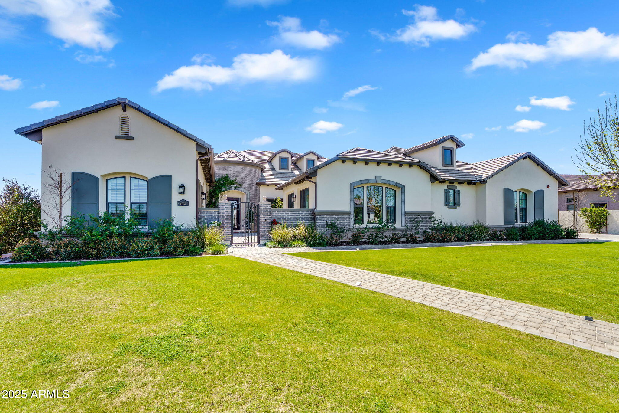 ESTATES AT HERMOSA RANCH - Residential
