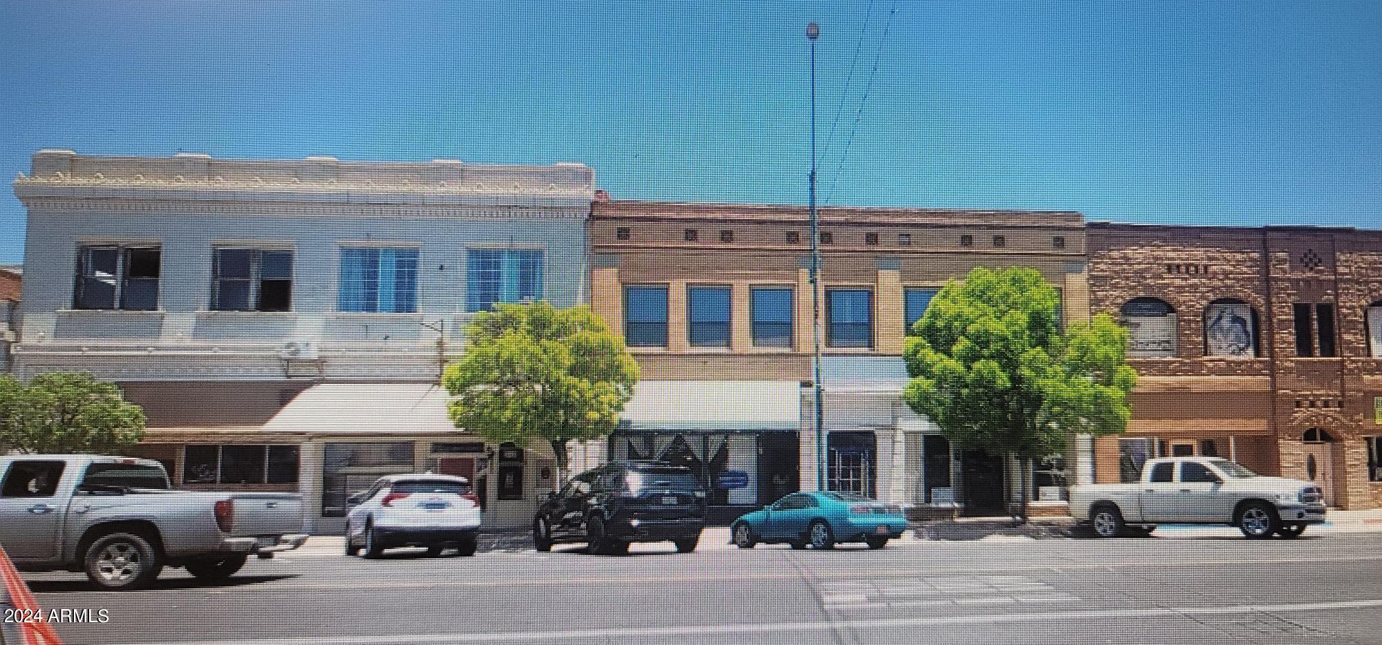 Douglas - Commercial Sale