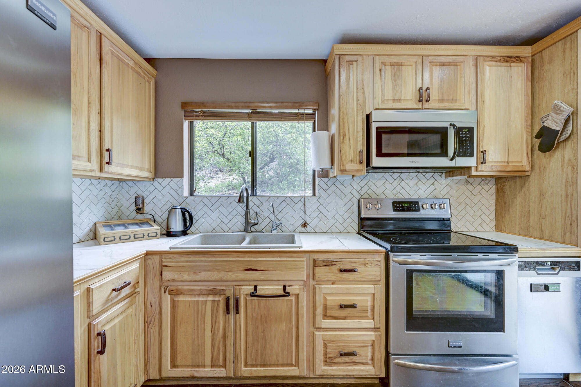 STRAWBERRY CREEK FOOTHILLS - Residential