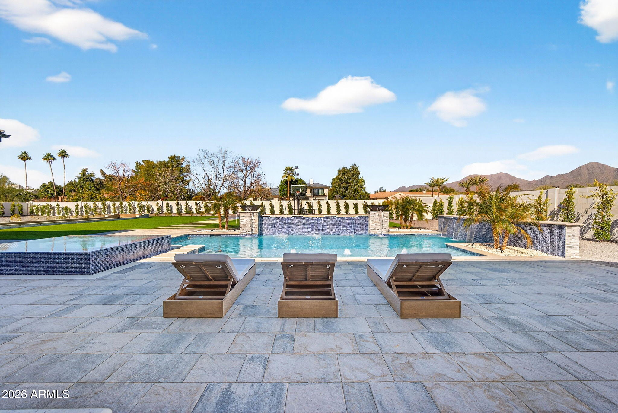 VALLEY RANCHOS - Residential