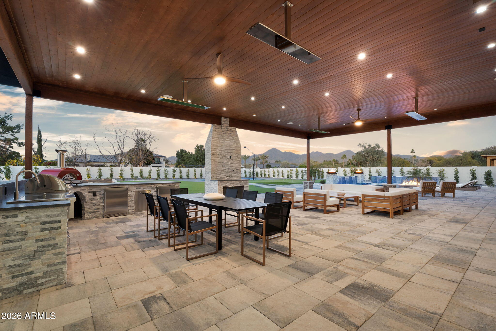 VALLEY RANCHOS - Residential