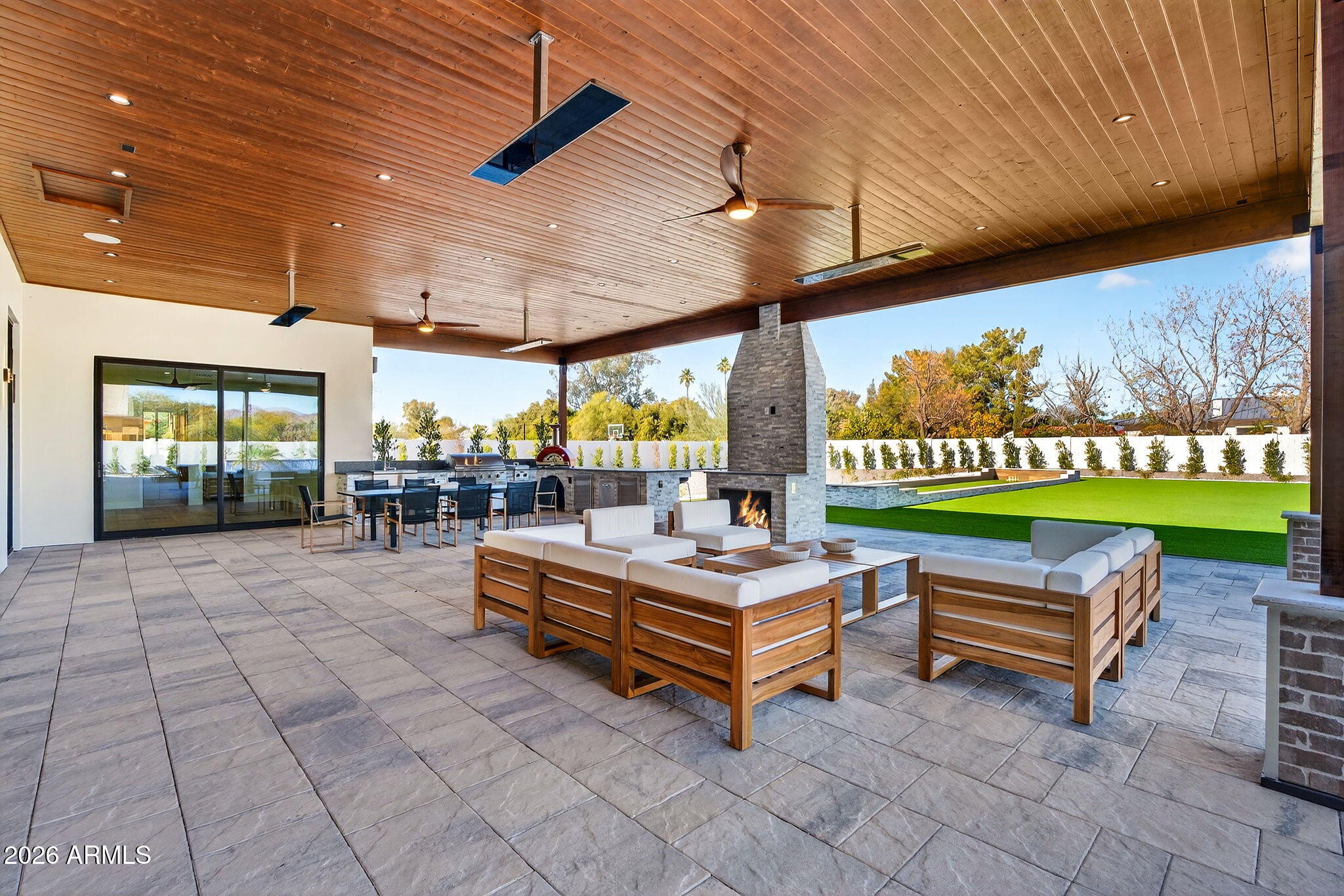 VALLEY RANCHOS - Residential