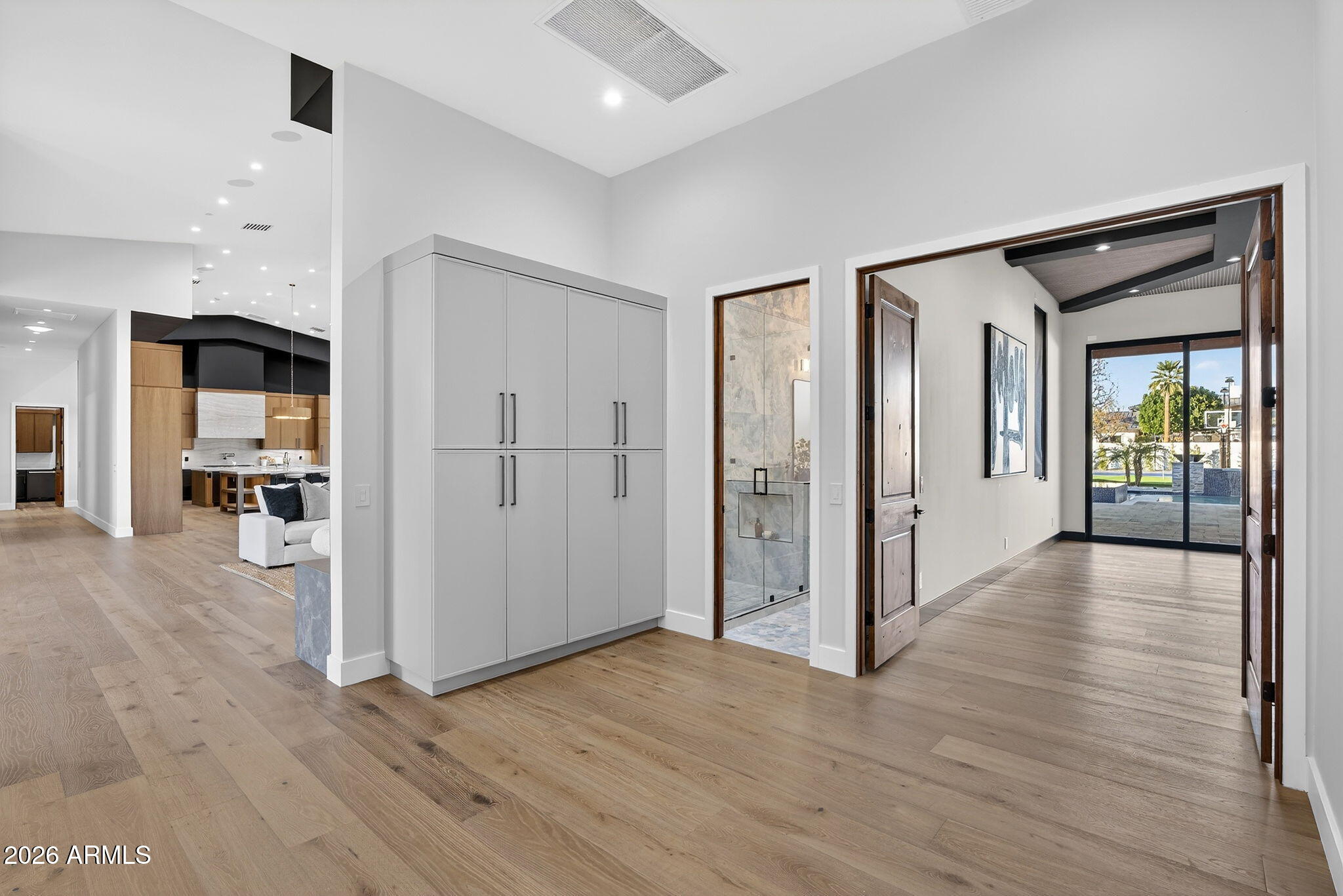 VALLEY RANCHOS - Residential