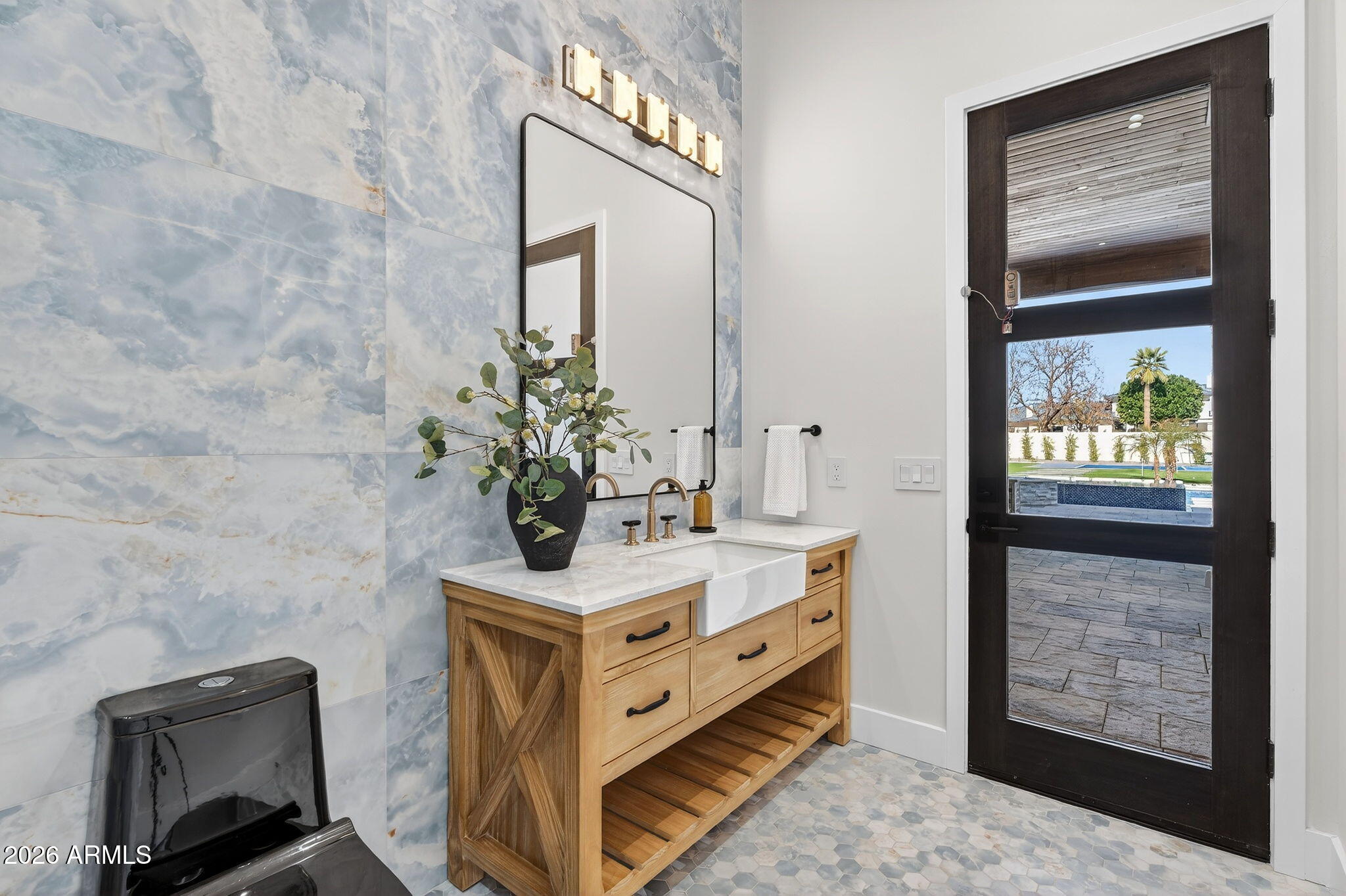 VALLEY RANCHOS - Residential