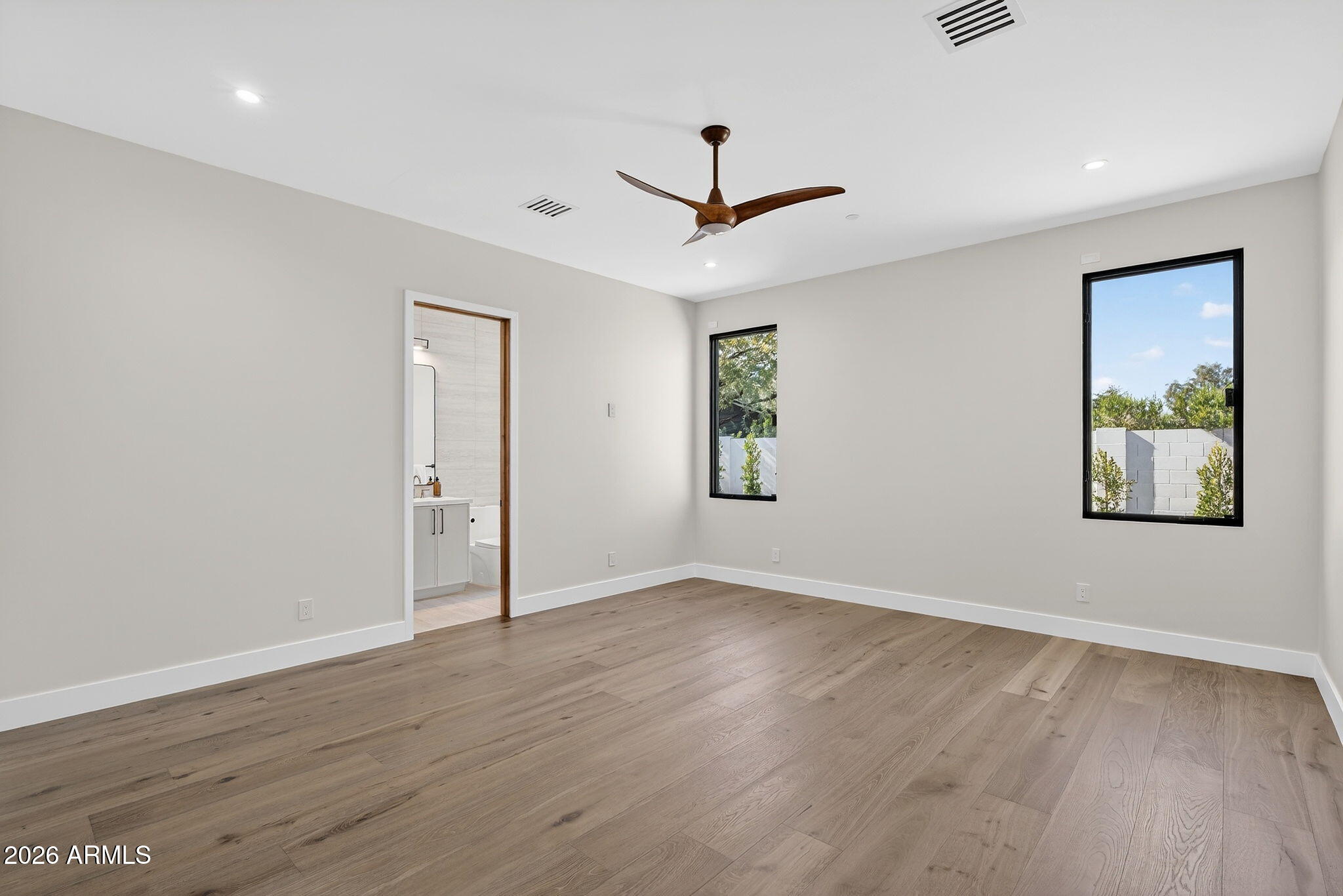 VALLEY RANCHOS - Residential