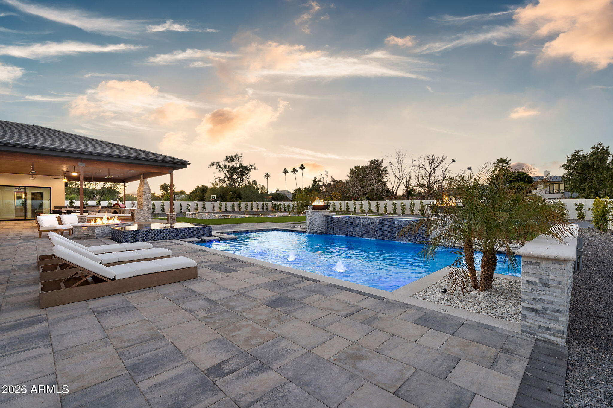 VALLEY RANCHOS - Residential