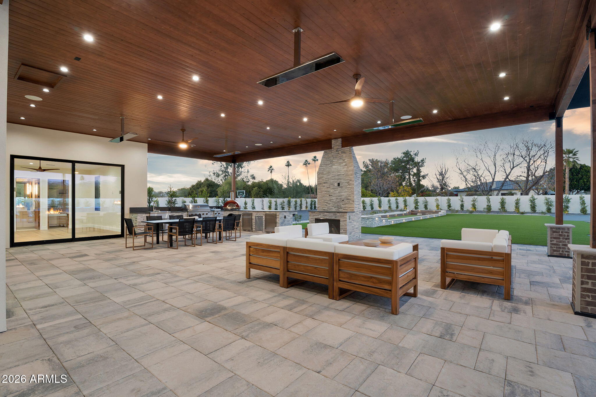 VALLEY RANCHOS - Residential