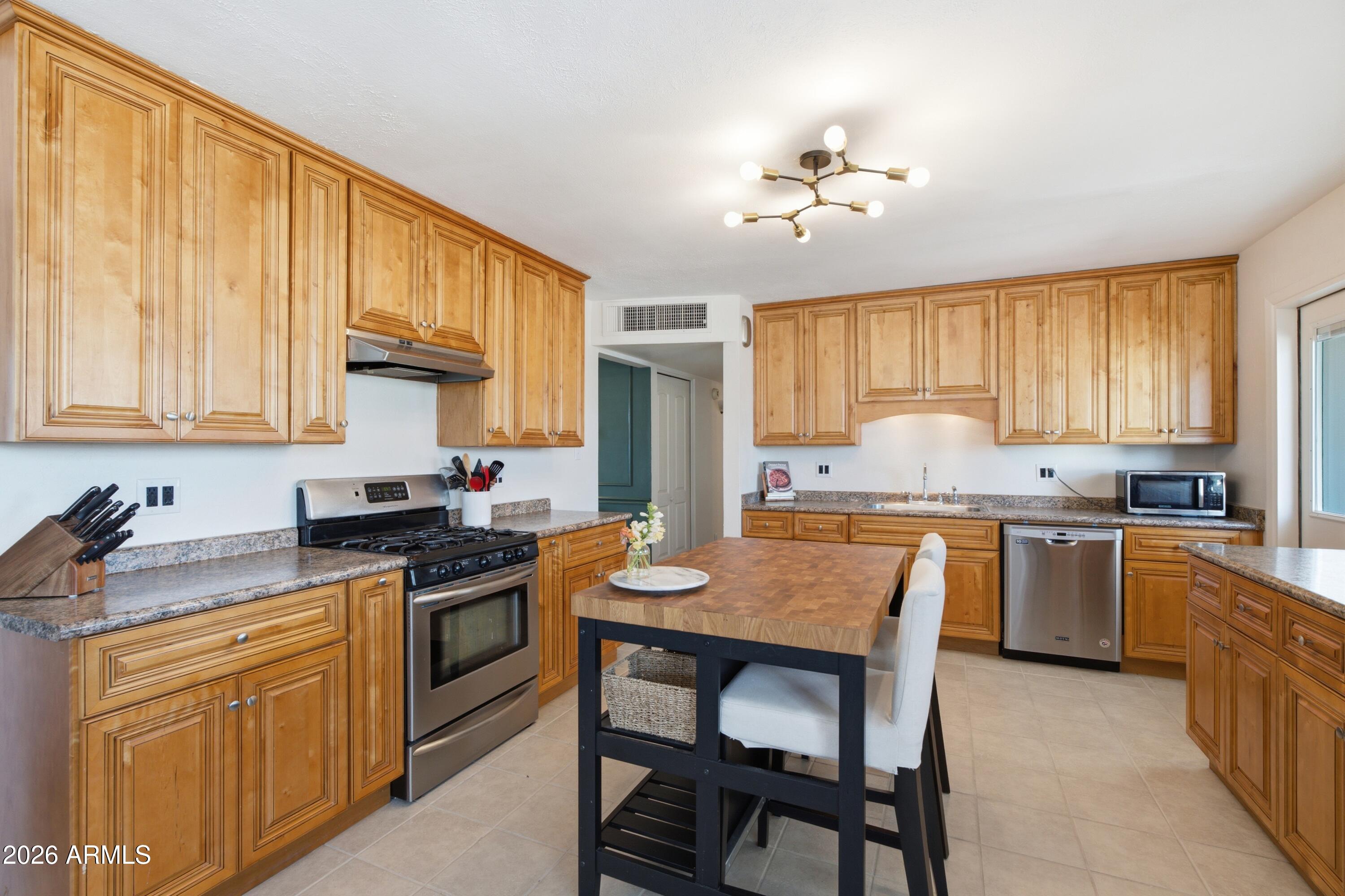 MCDOWELL PARKWAY - Residential