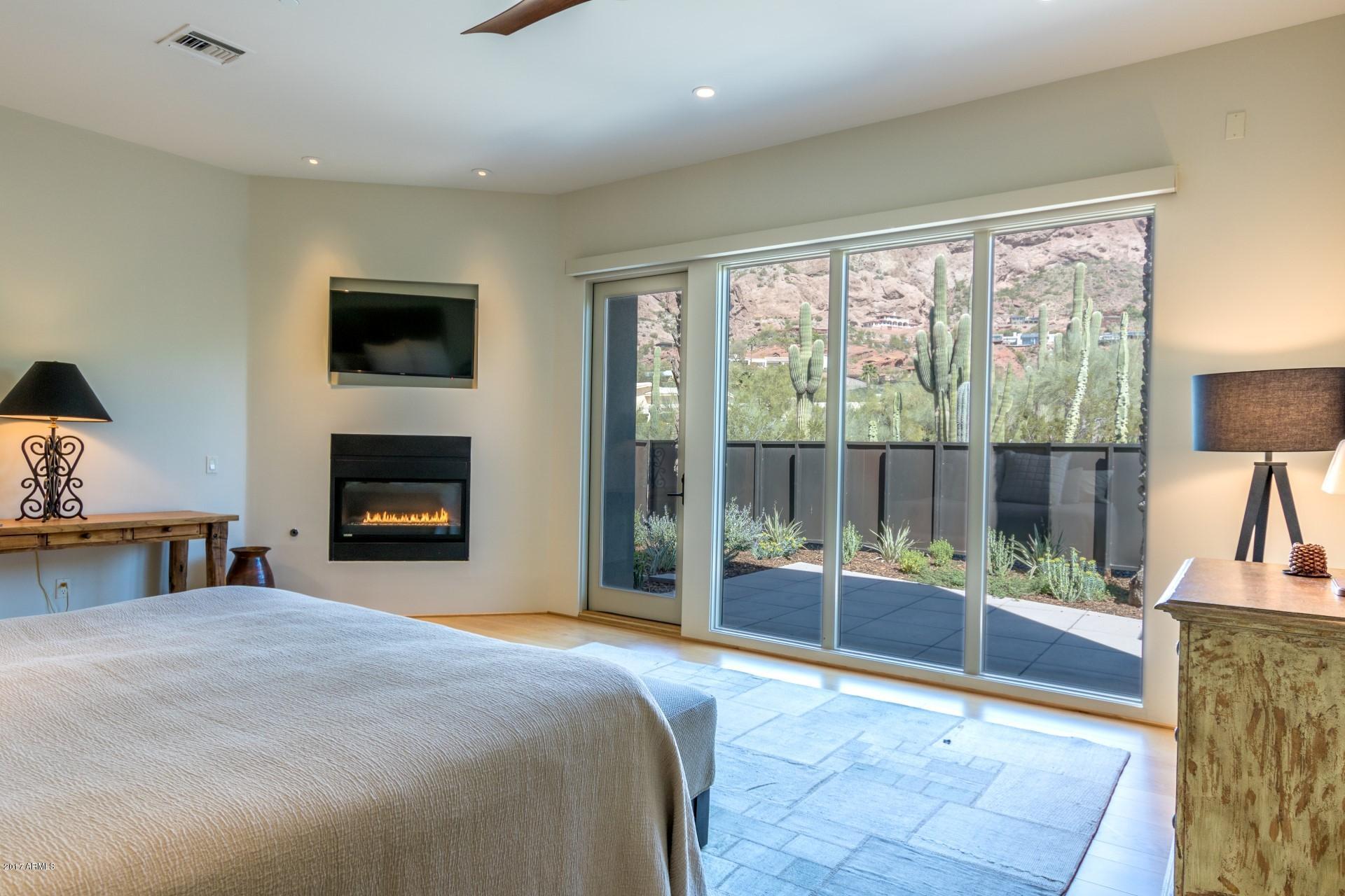 CAMELBACK MOUNTAIN ESTATES PLAT 1 - Residential