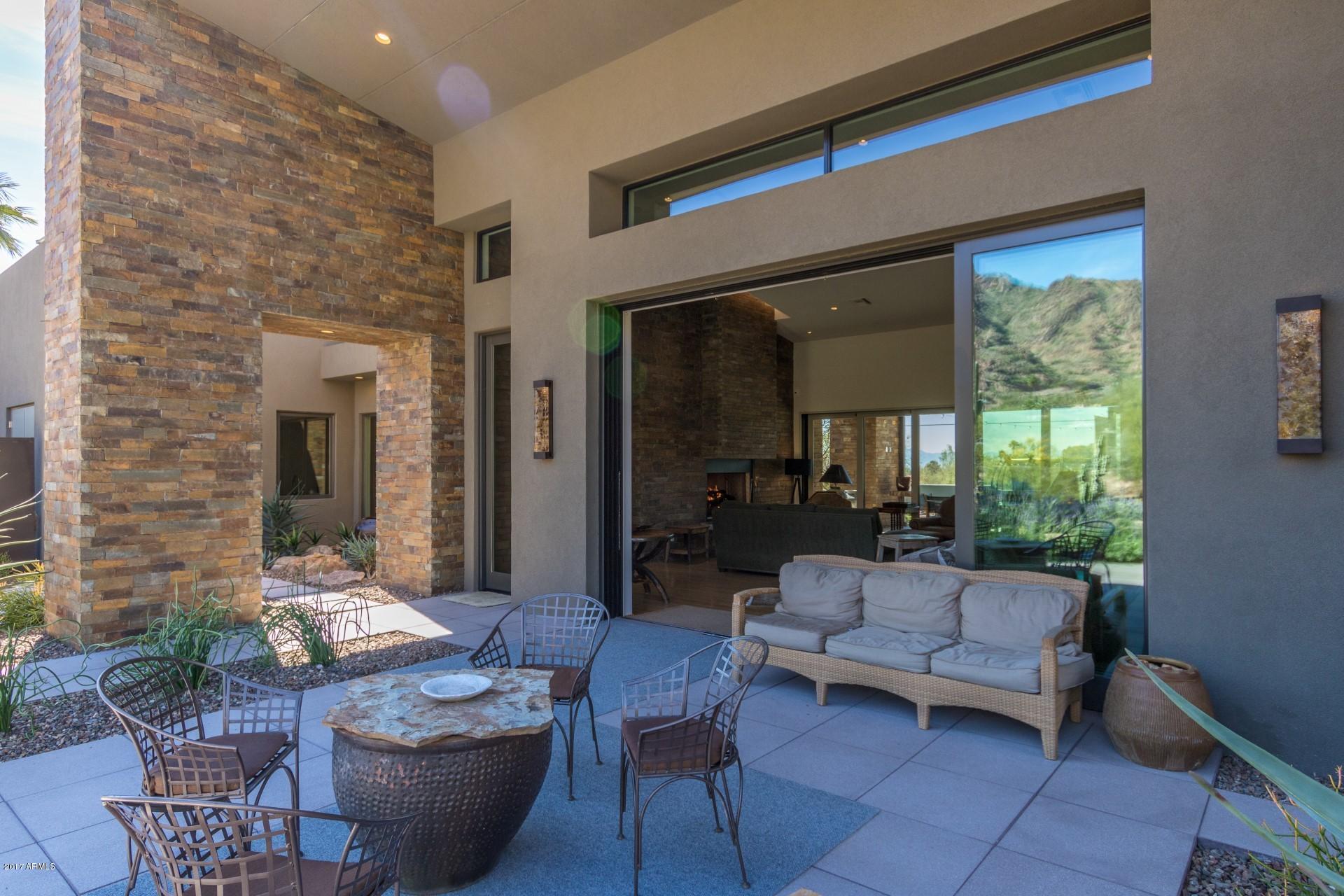 CAMELBACK MOUNTAIN ESTATES PLAT 1 - Residential