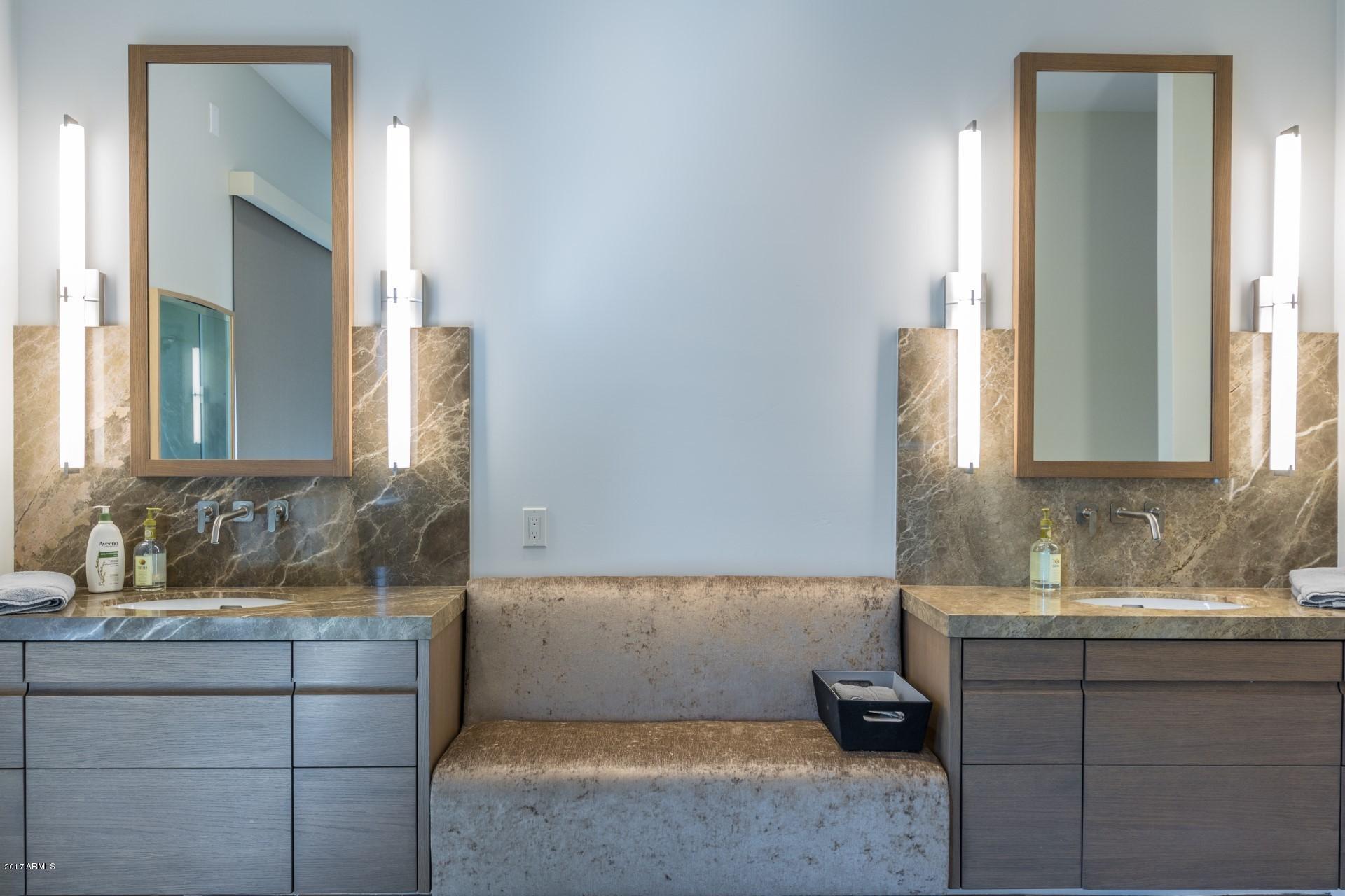 CAMELBACK MOUNTAIN ESTATES PLAT 1 - Residential