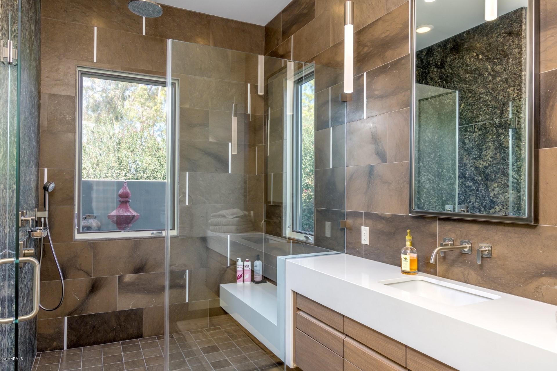 CAMELBACK MOUNTAIN ESTATES PLAT 1 - Residential