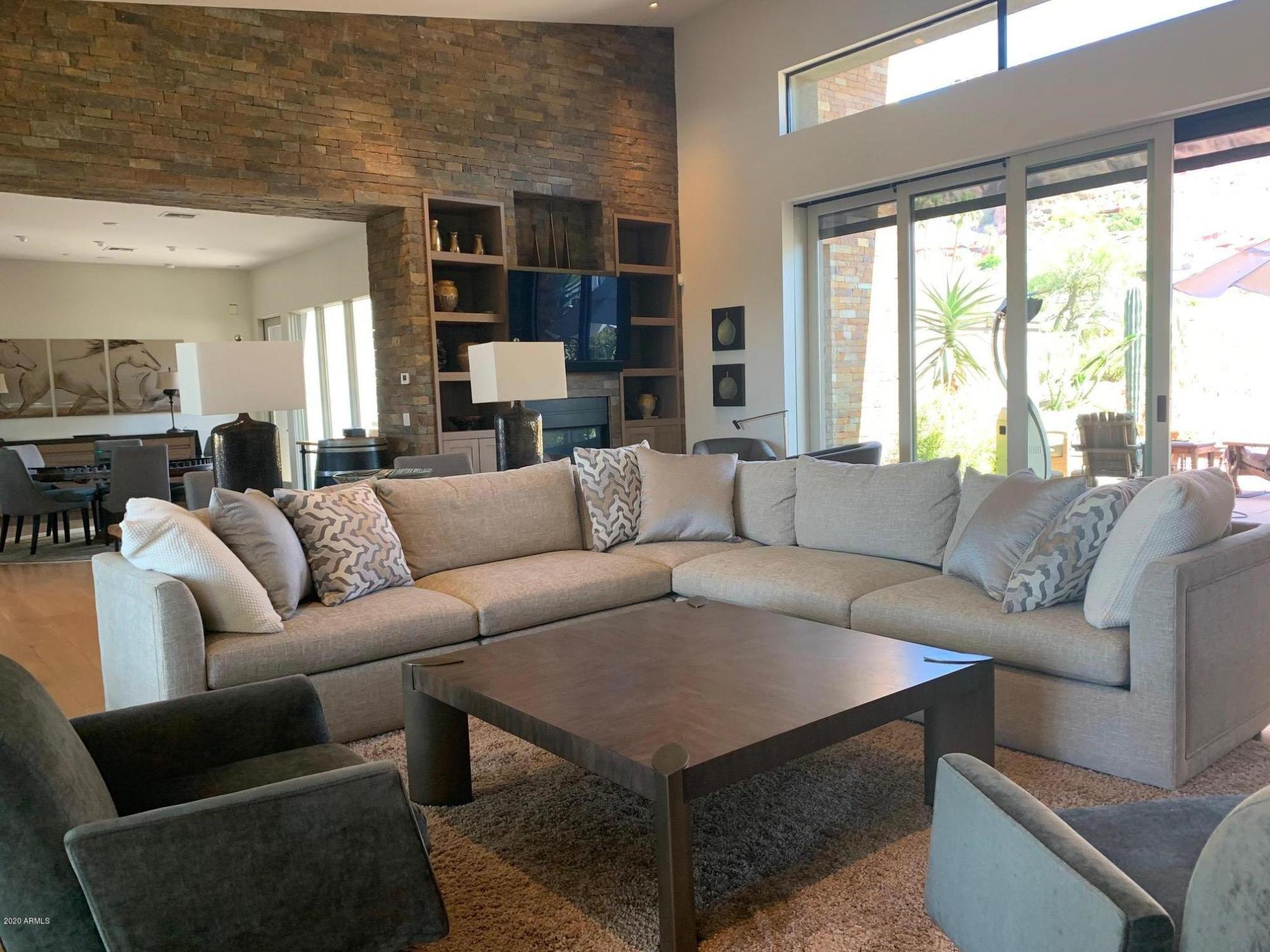 CAMELBACK MOUNTAIN ESTATES PLAT 1 - Residential