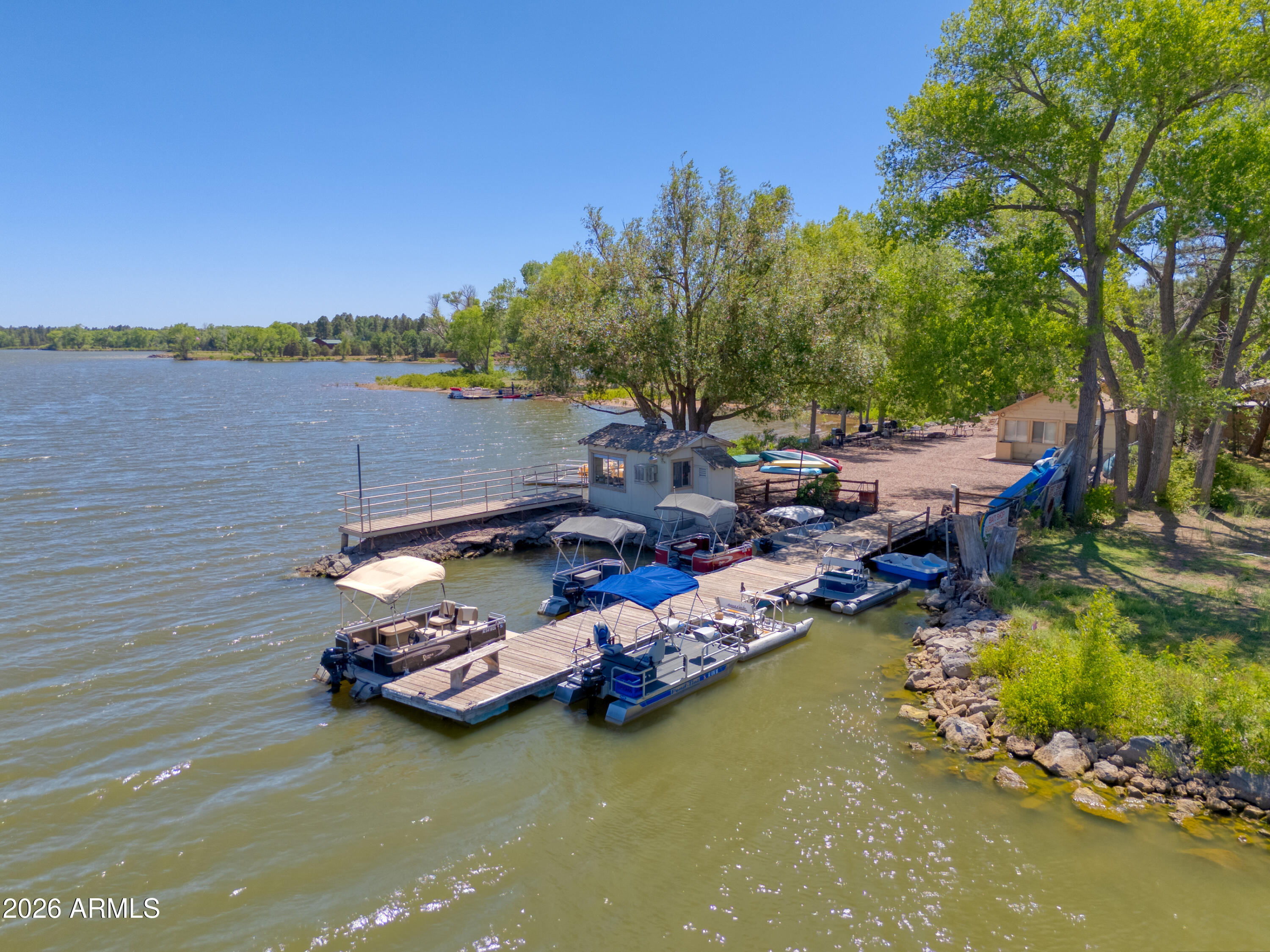 WEST LAKE PARK - Commercial Sale