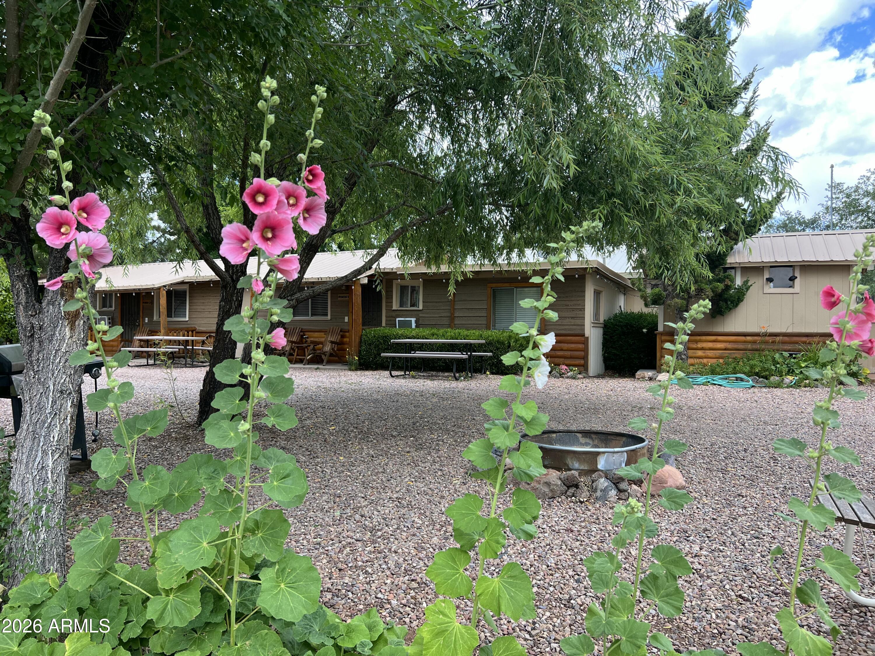 WEST LAKE PARK - Commercial Sale