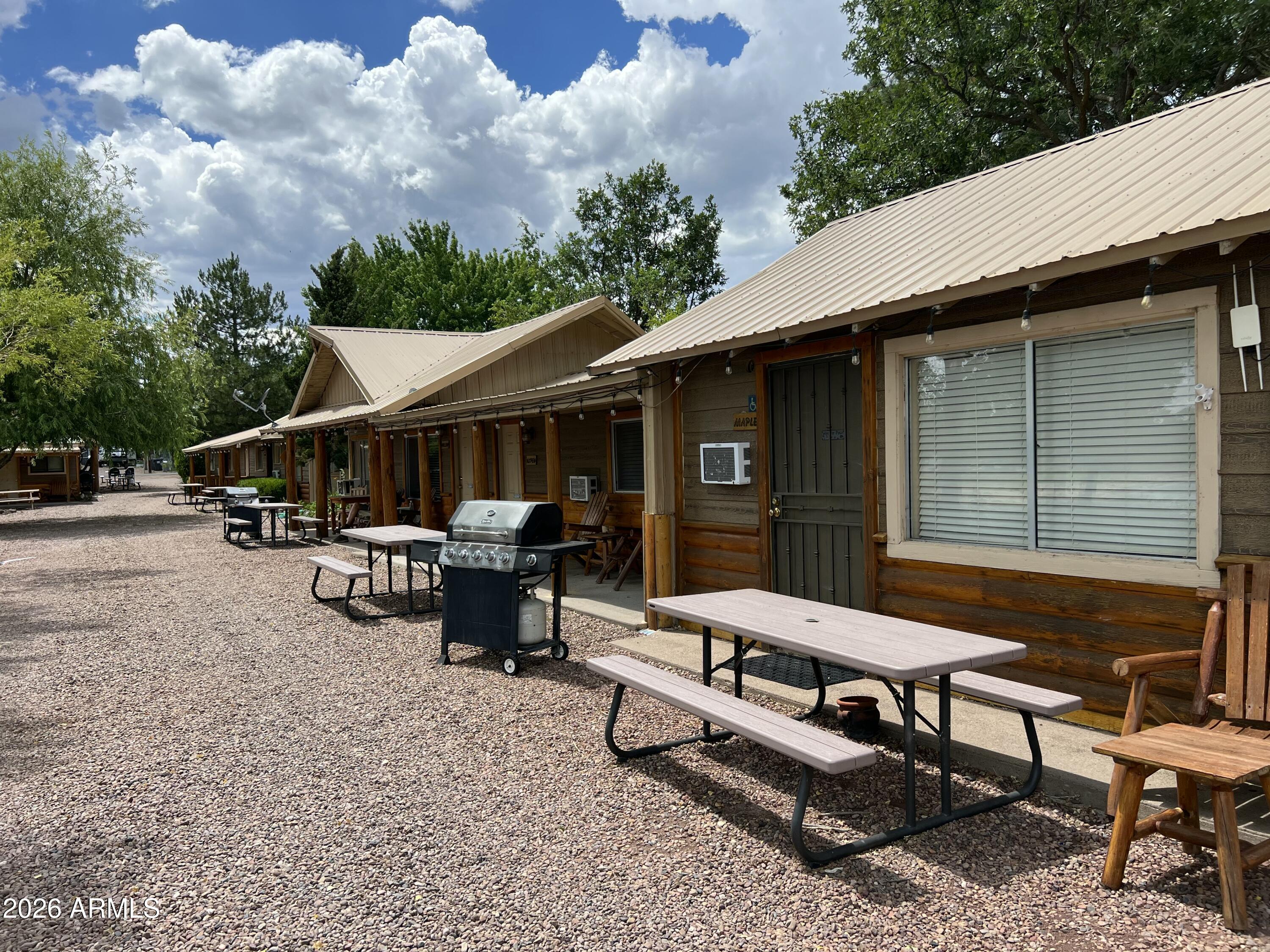 WEST LAKE PARK - Commercial Sale