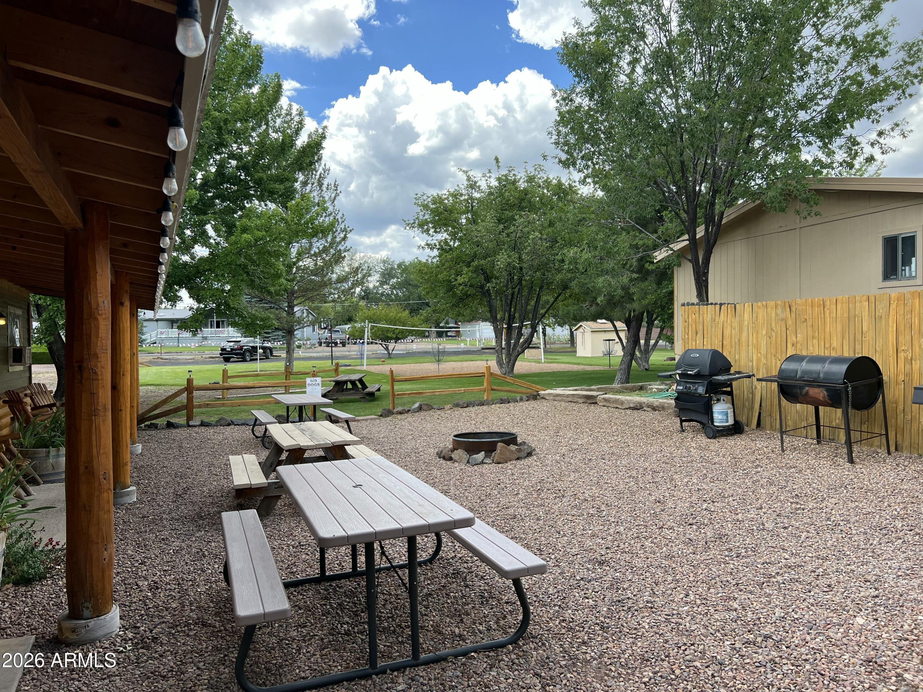 WEST LAKE PARK - Commercial Sale
