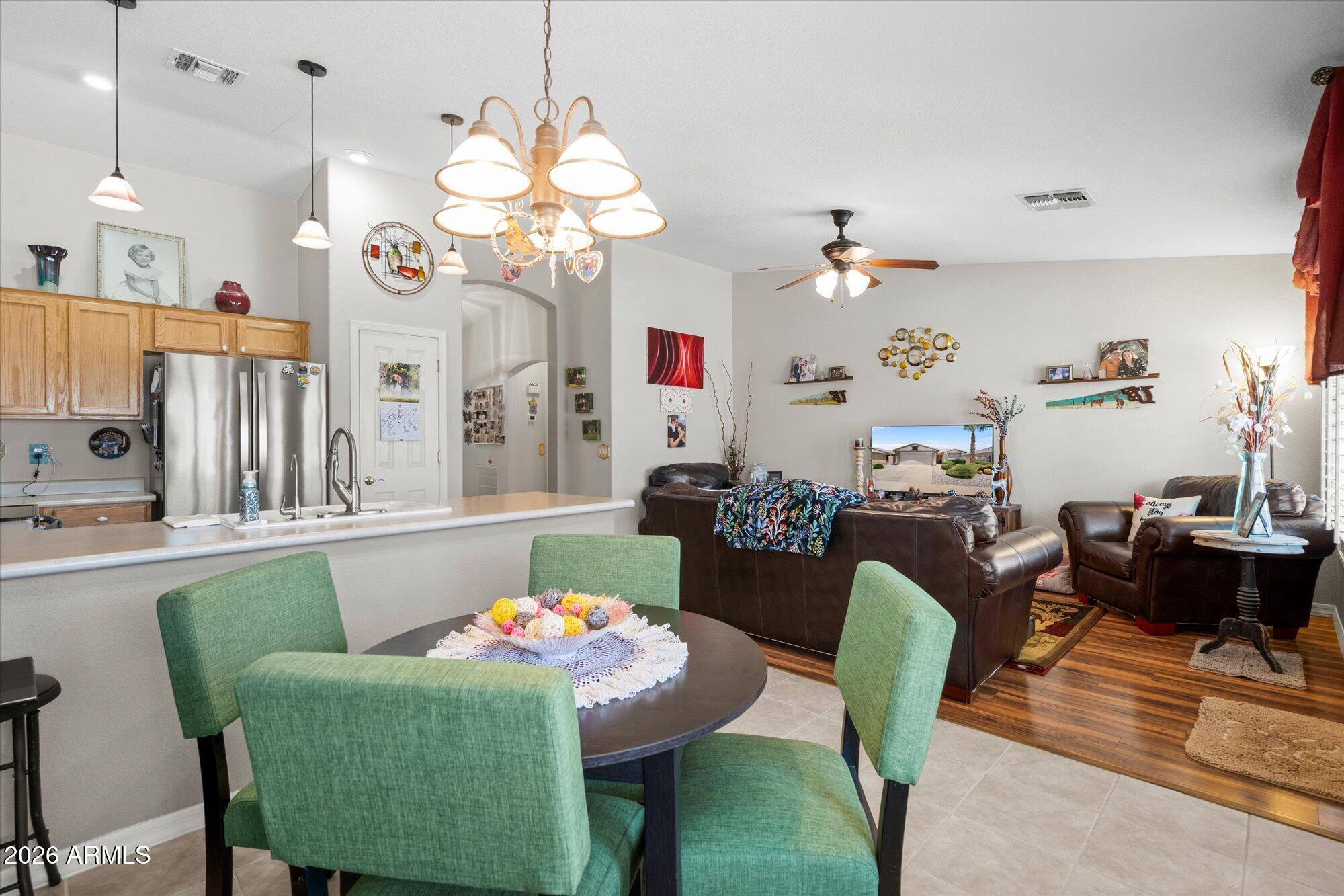 SPRINGFIELD LAKES BLOCK 4 - Residential