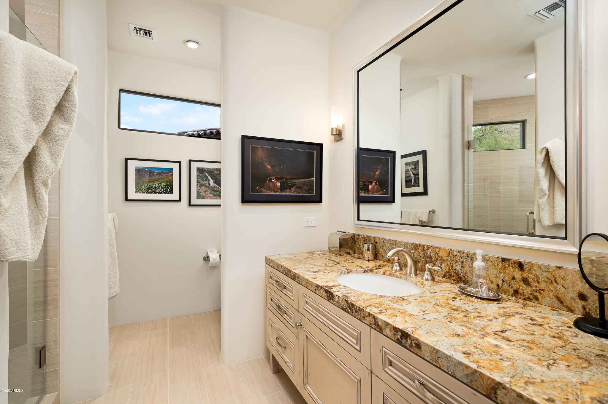 ESTANCIA - Residential