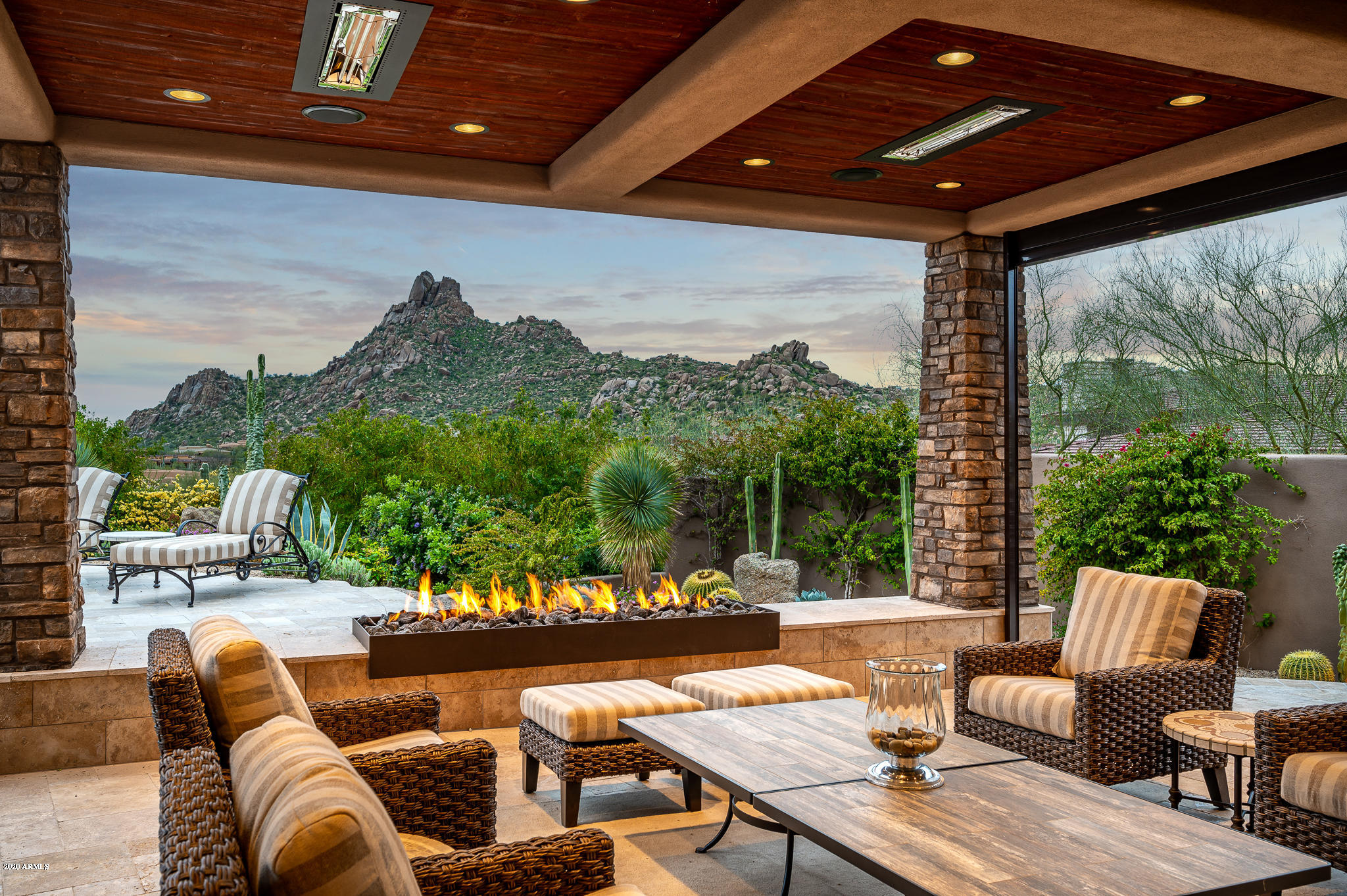ESTANCIA - Residential