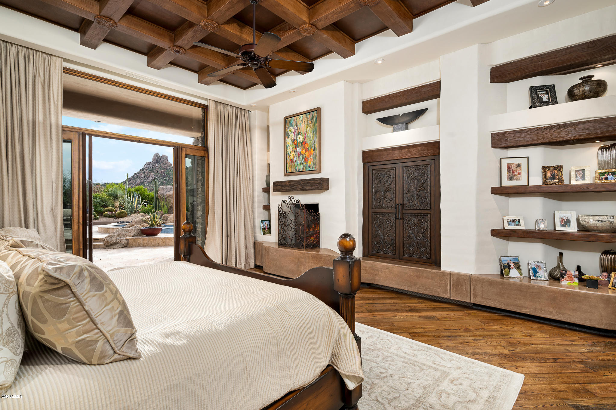 ESTANCIA - Residential