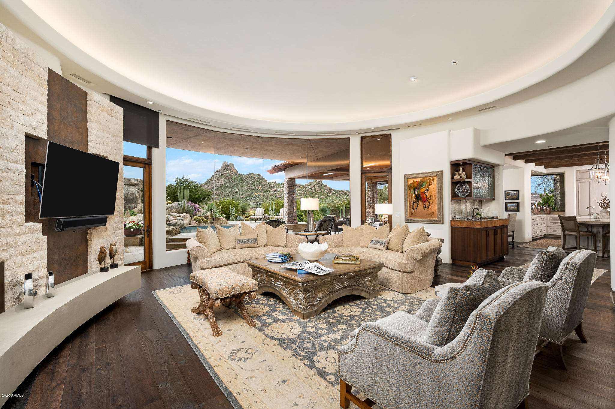 ESTANCIA - Residential