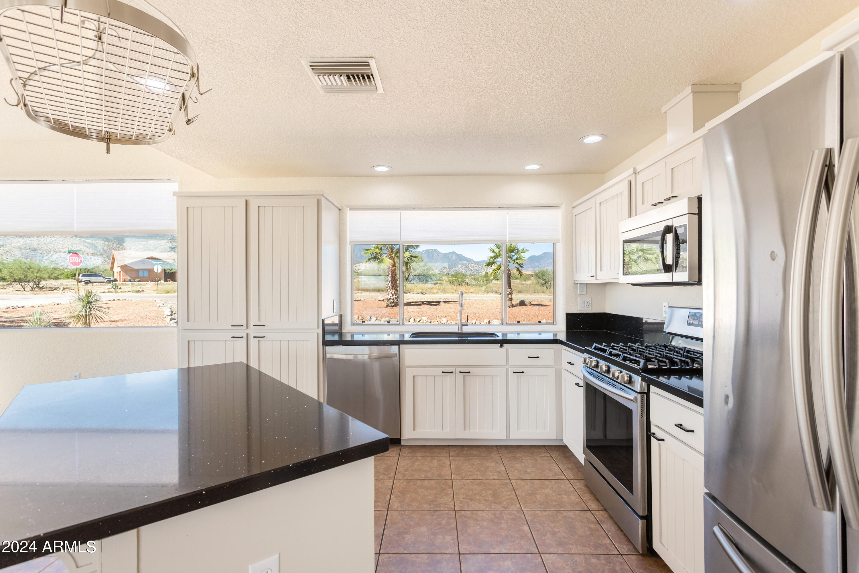 CHARLESTON PARK ESTATES 1 - Residential