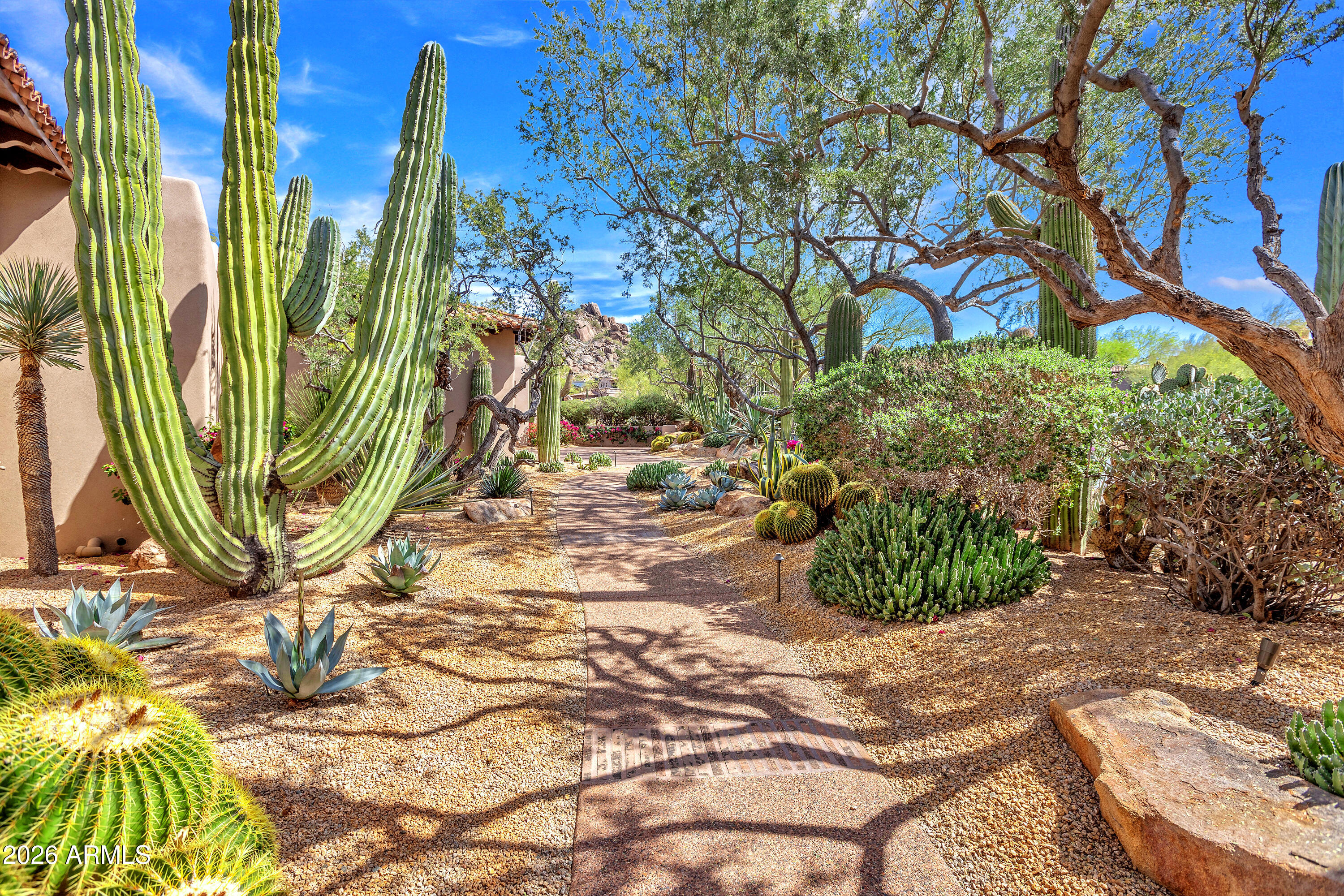 DESERT HIGHLANDS - Residential