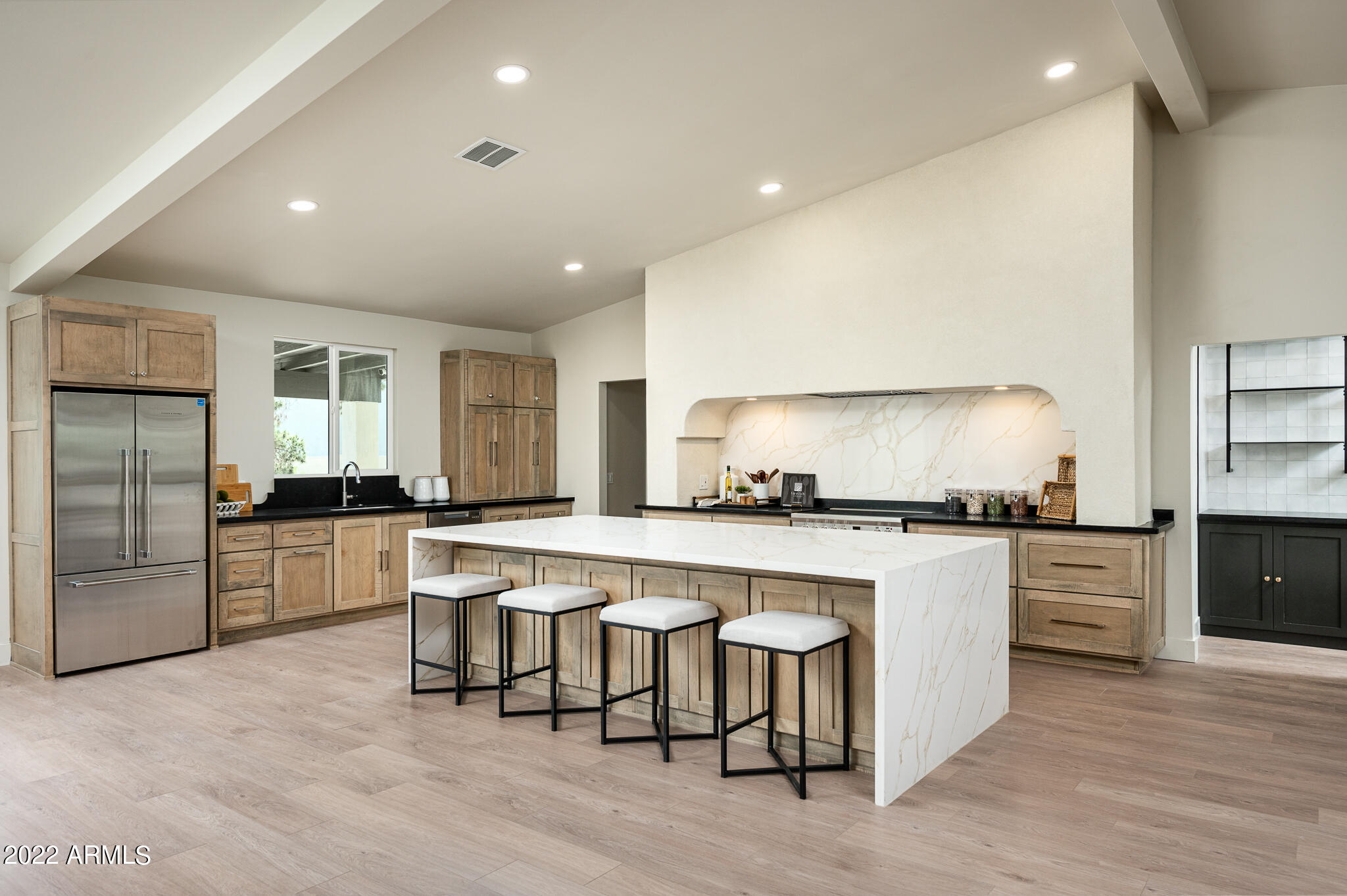 DESERT WIND UNIT 2 - Residential