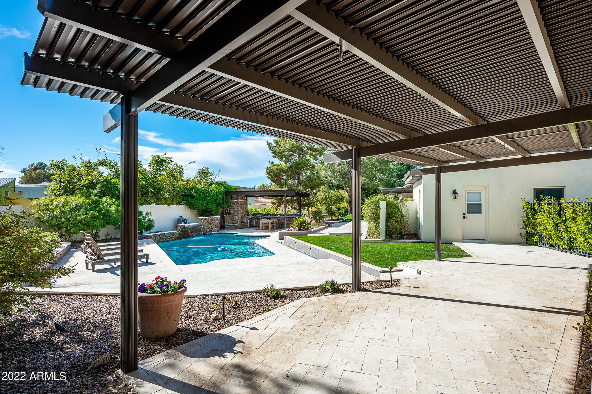 DESERT WIND UNIT 2 - Residential