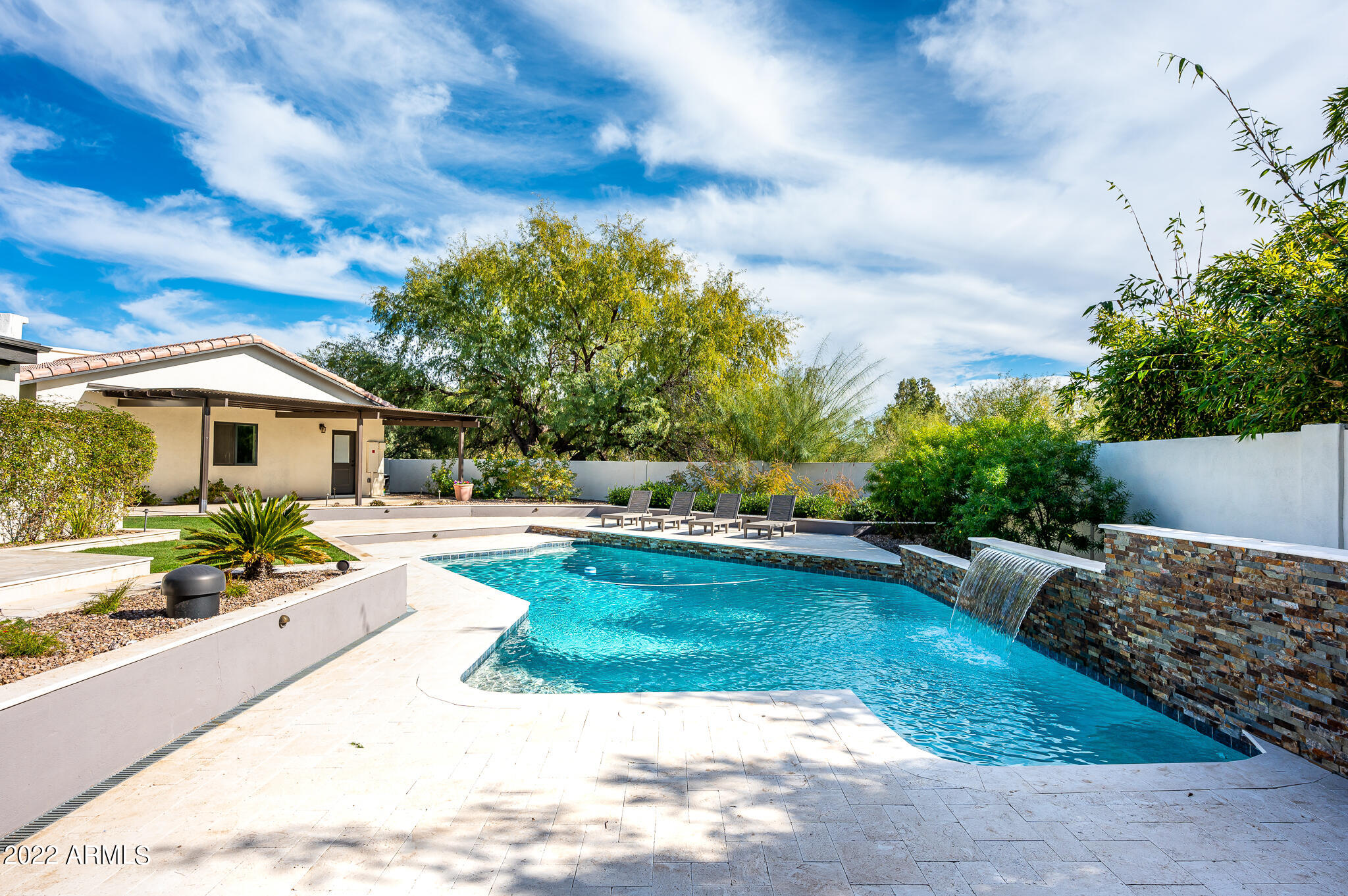 DESERT WIND UNIT 2 - Residential