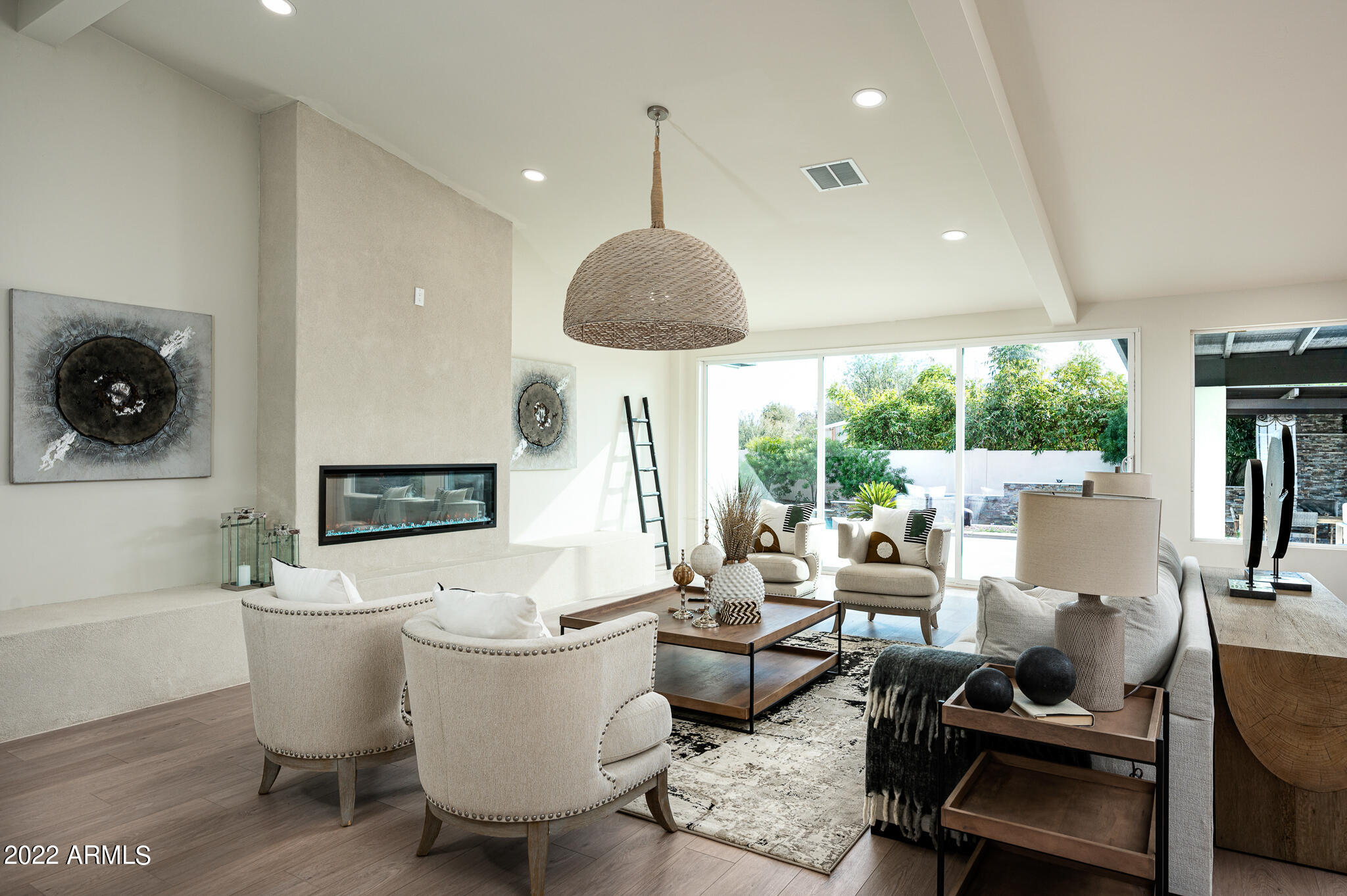 DESERT WIND UNIT 2 - Residential