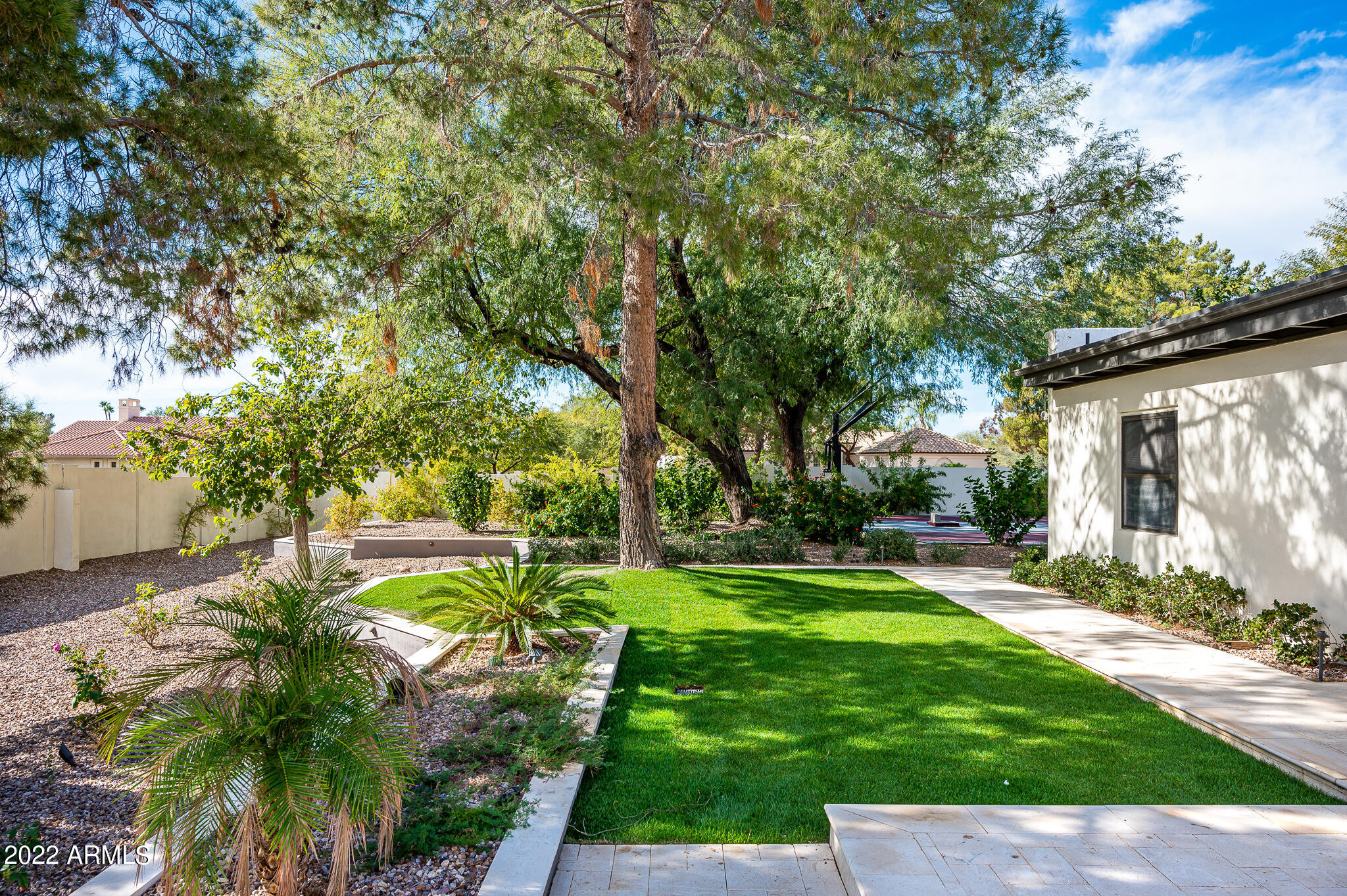 DESERT WIND UNIT 2 - Residential