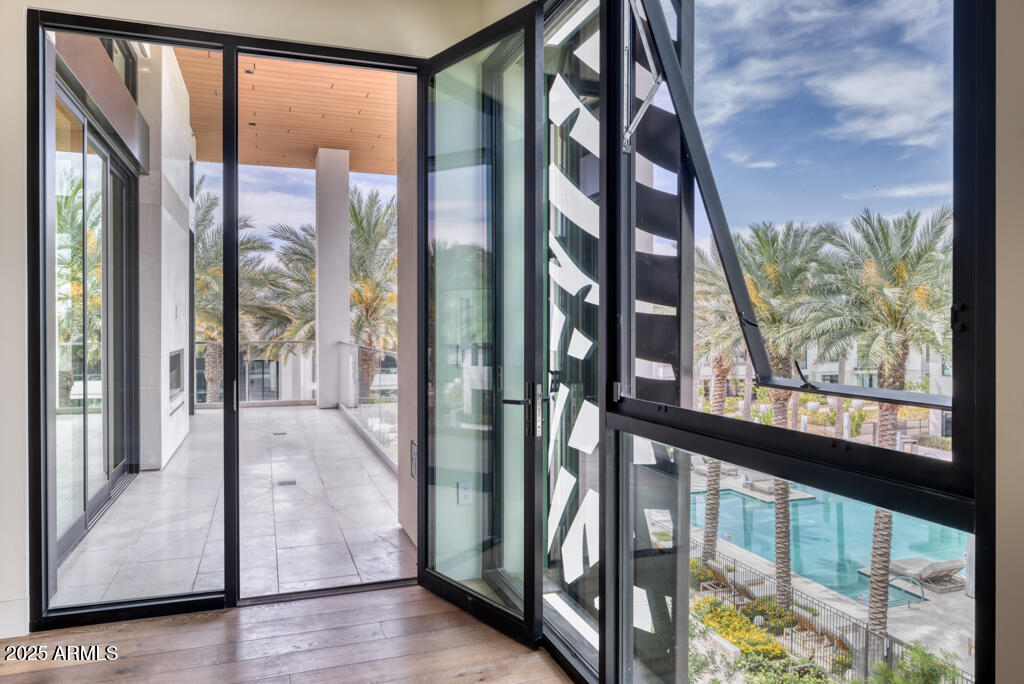 7000 EAST LINCOLN VILLAS CONDOMINIUM 1 - Residential