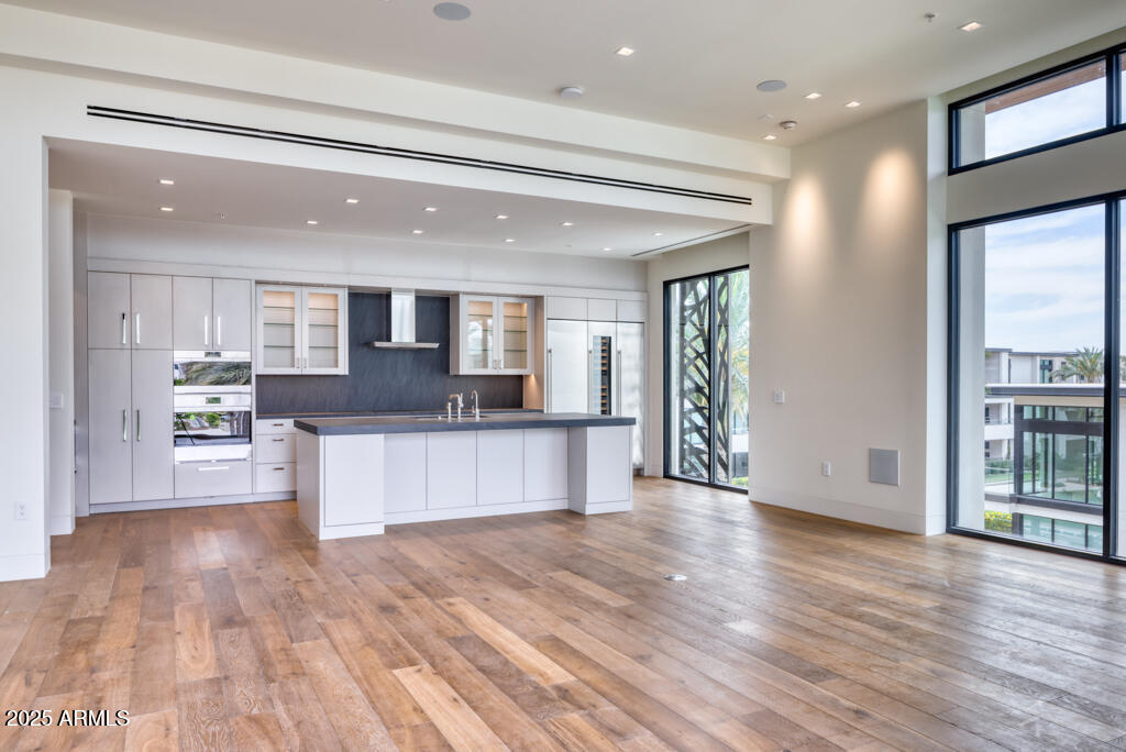 7000 EAST LINCOLN VILLAS CONDOMINIUM 1 - Residential