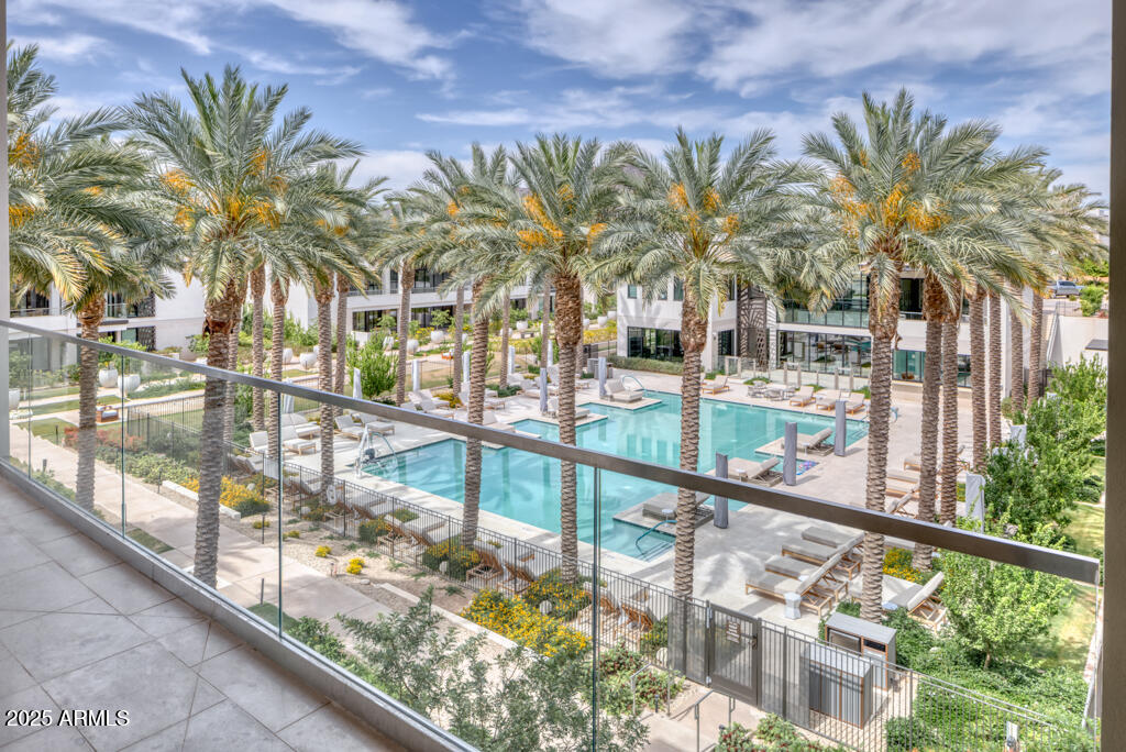 7000 EAST LINCOLN VILLAS CONDOMINIUM 1 - Residential