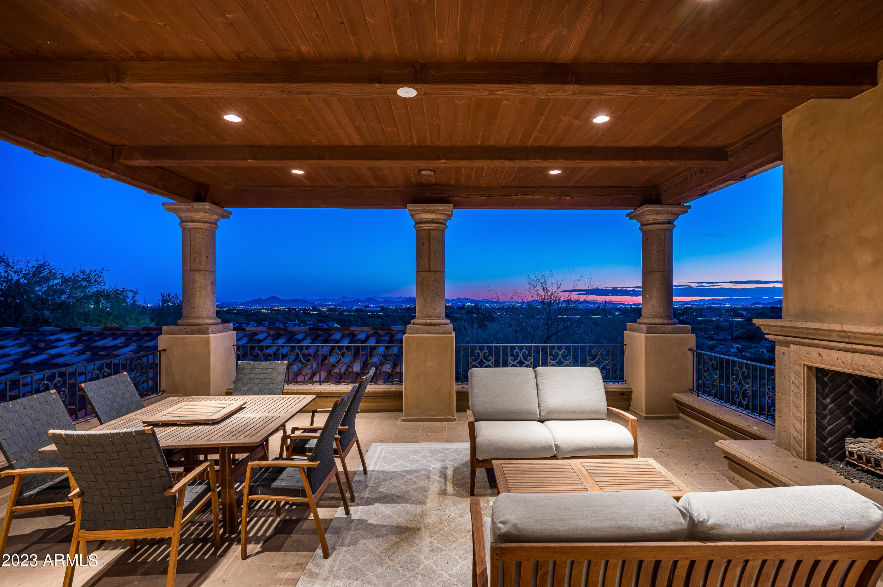 PRADO ESTATES - Residential